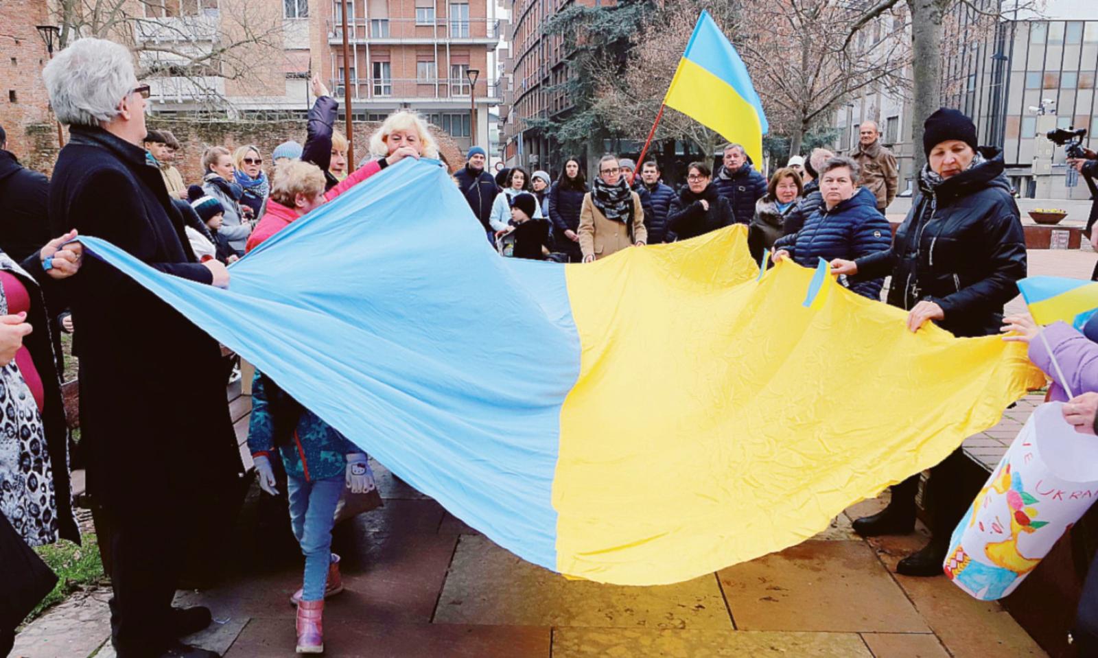 In citt&agrave; sfila l&rsquo;orgoglio degli ucraini