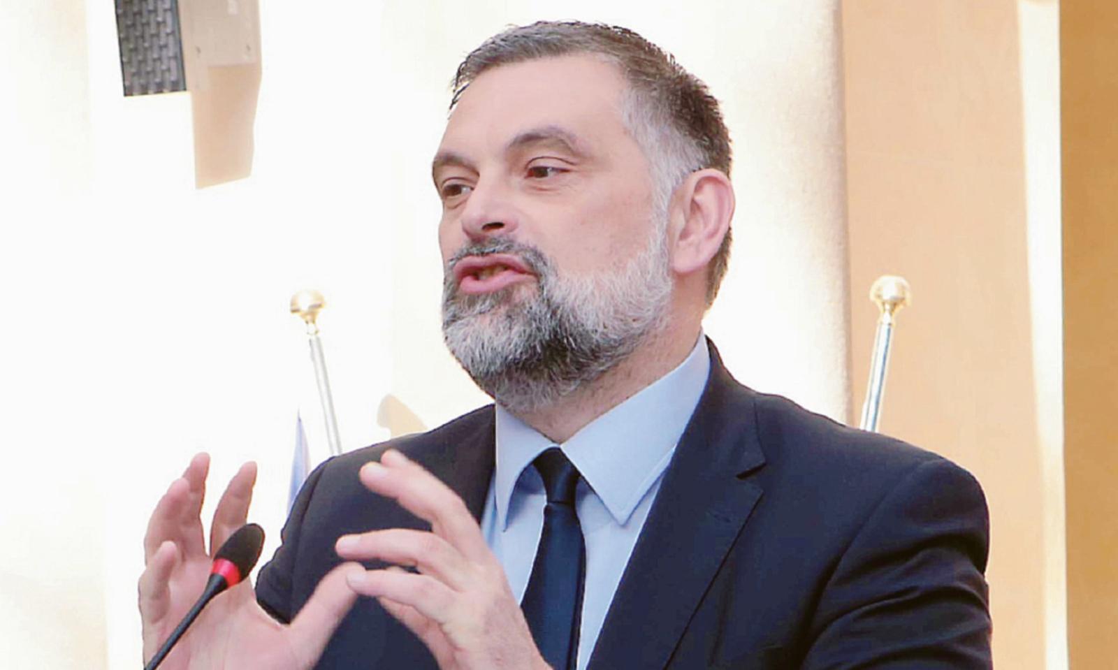 &ldquo;Non si pu&ograve; pi&ugrave; sperperare acqua&rdquo;