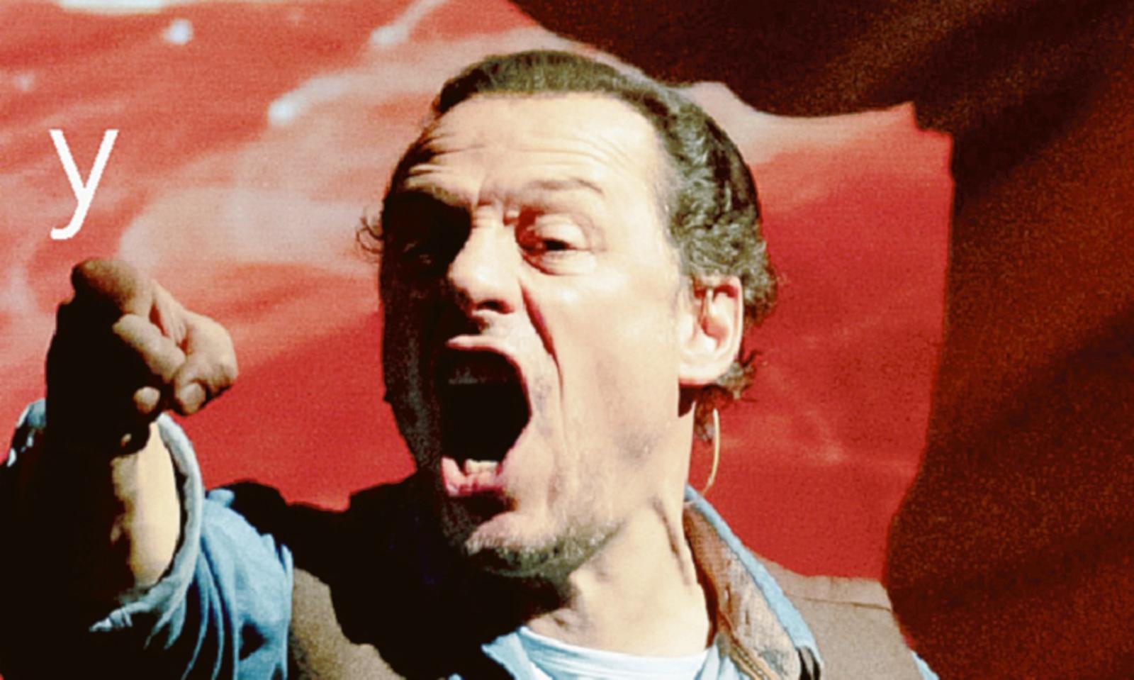 Arriva Stefano Accorsi 