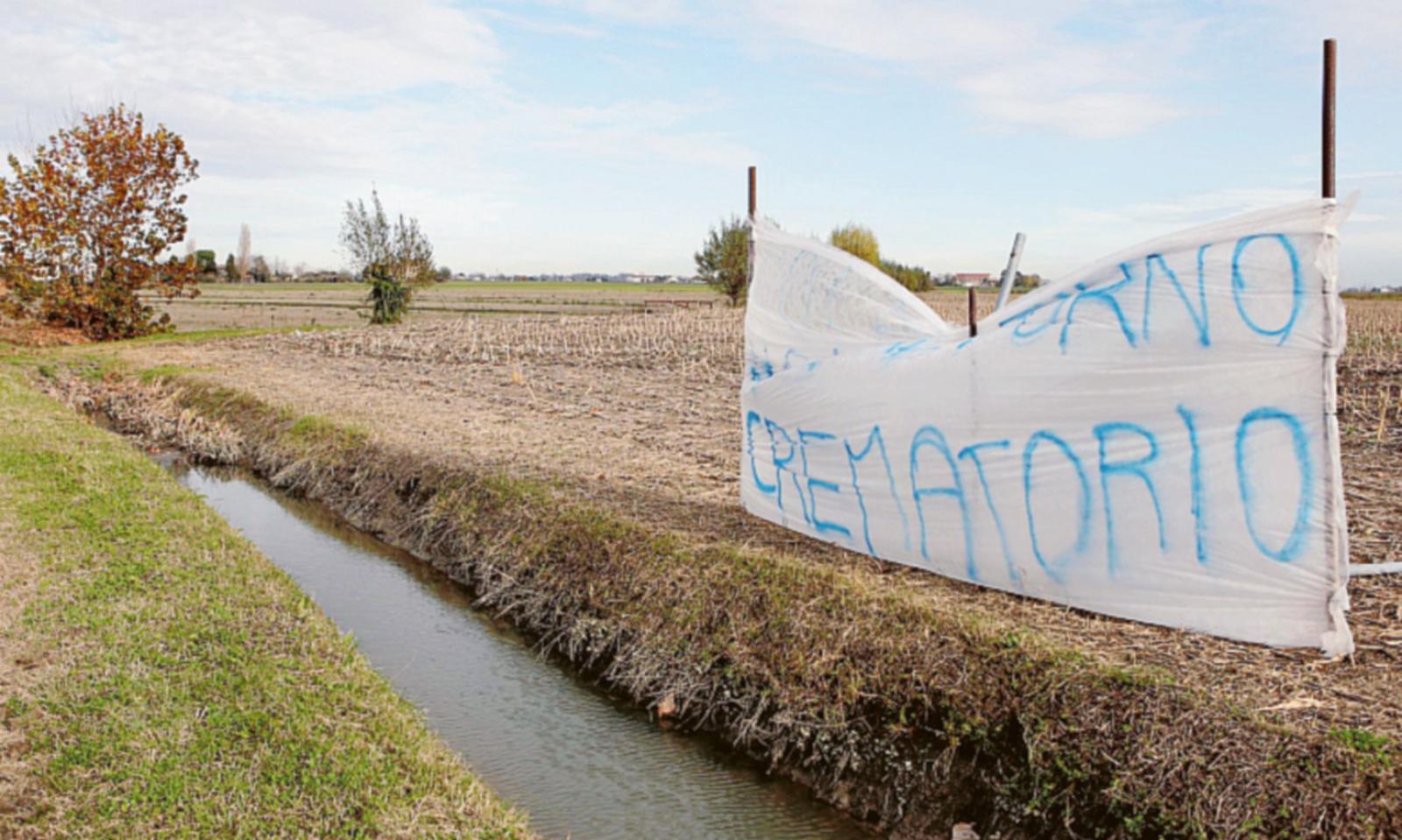 Crematorio, la polemica prosegue