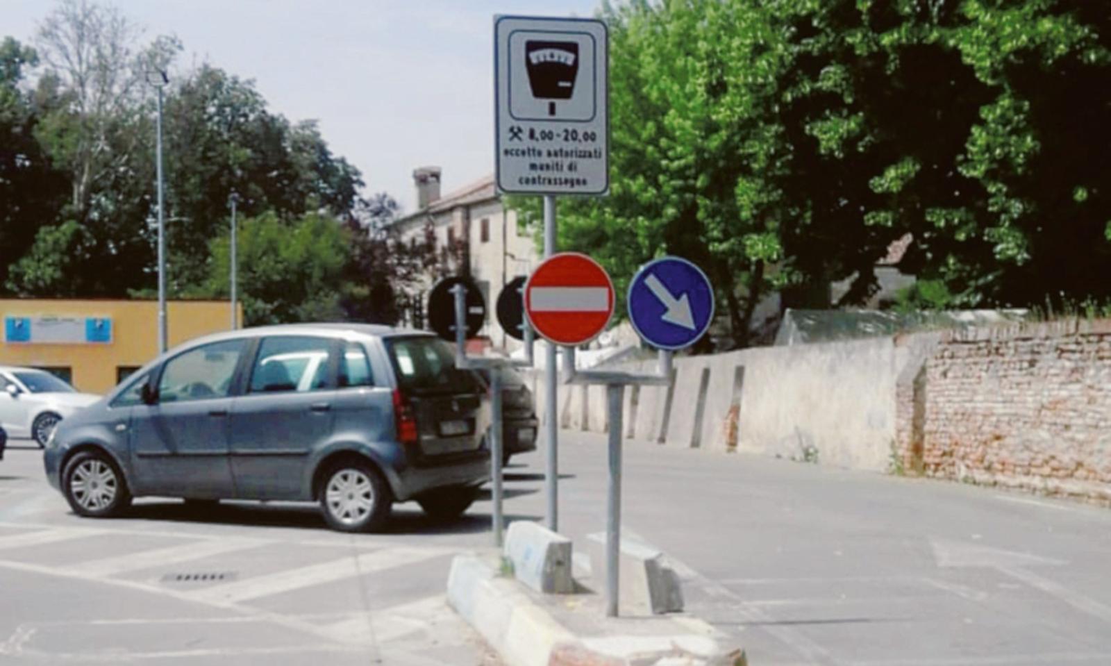Per i parcheggi arrivano i pagamenti smart
