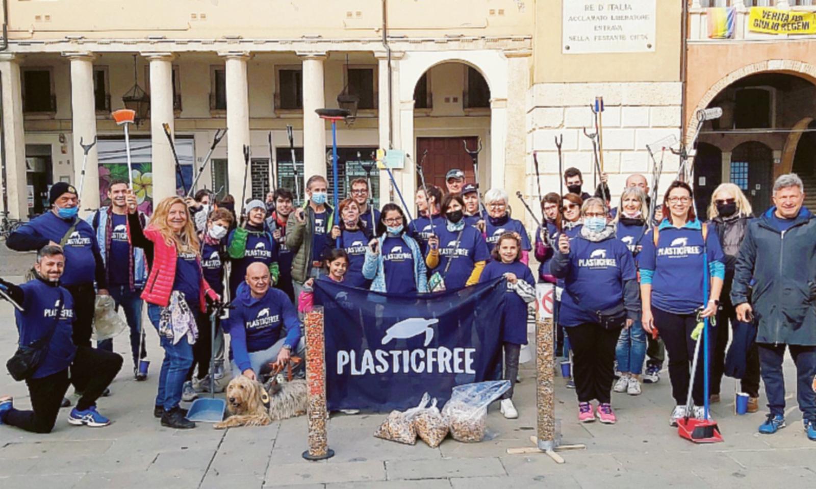 Un weekend di pulizie per Plastic Free