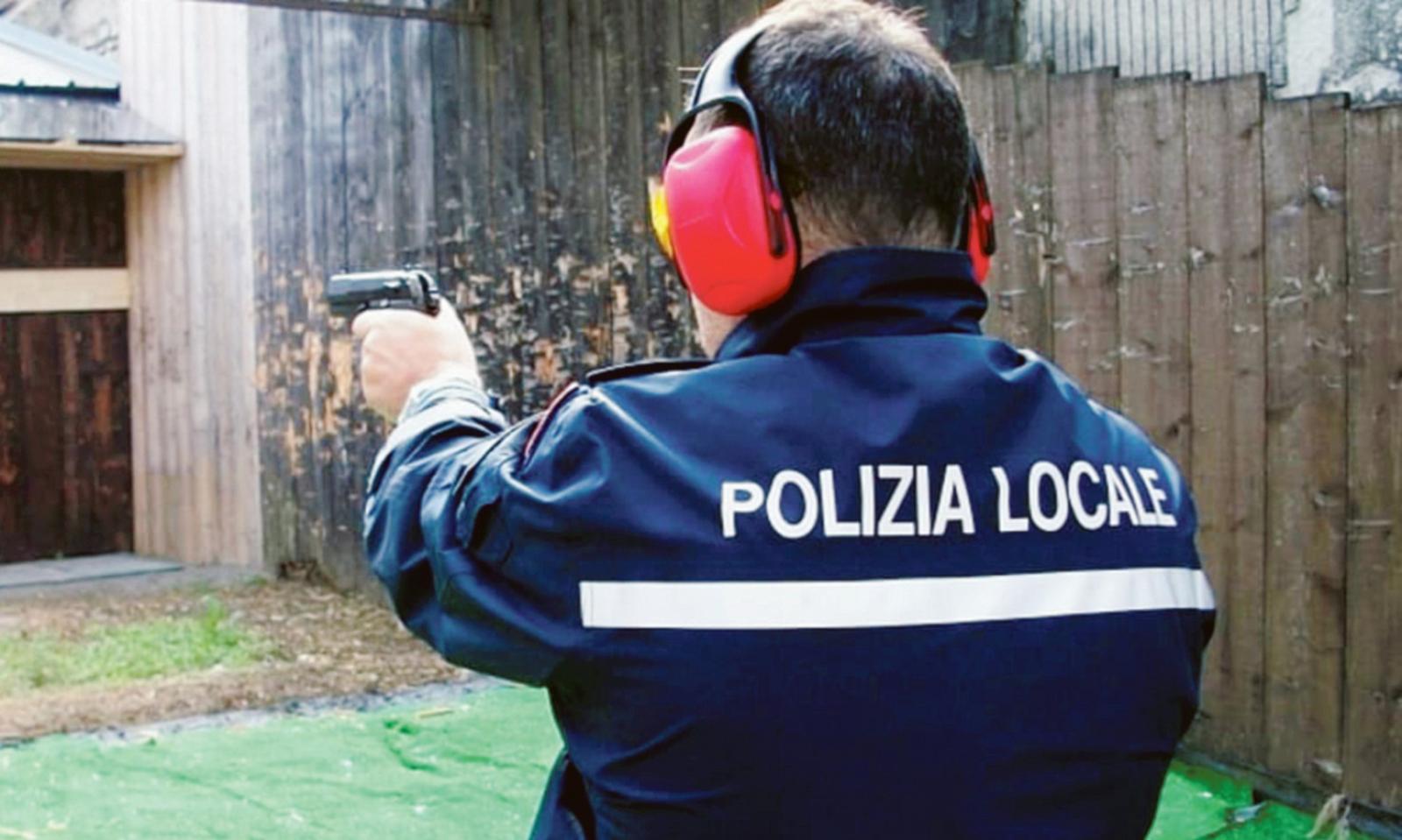 I vigili avranno le pistole. &ldquo;Finalmente. Siamo in ritardo&rdquo;