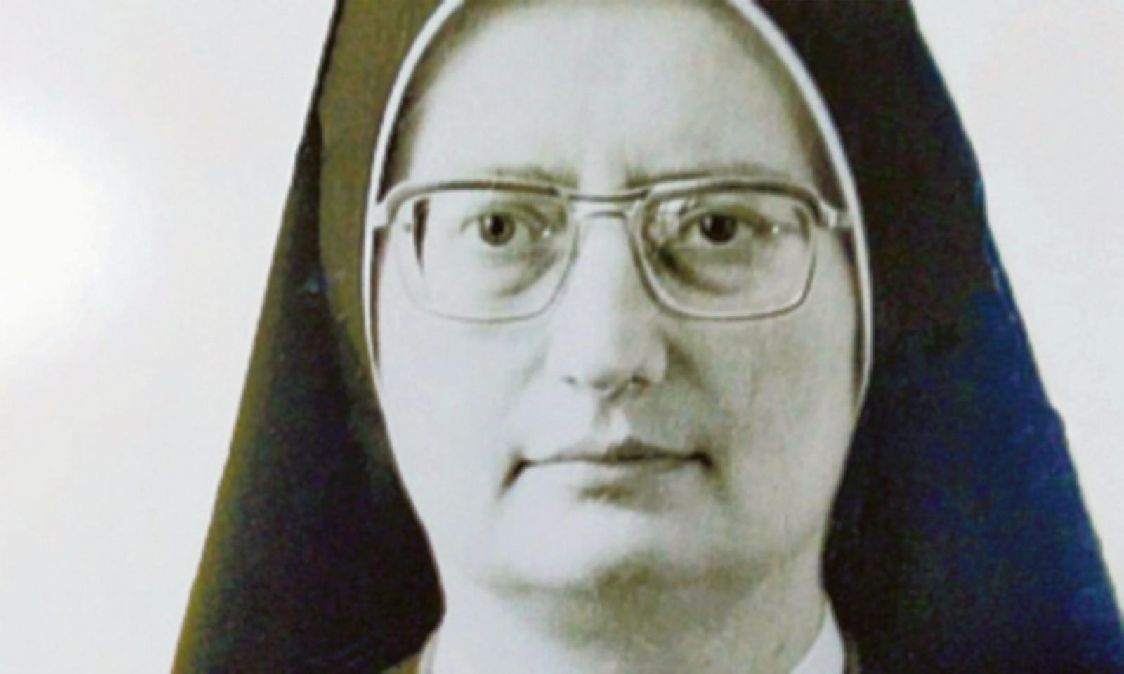 Suor Luisa non c'&egrave; pi&ugrave;, la citt&agrave; in lacrime