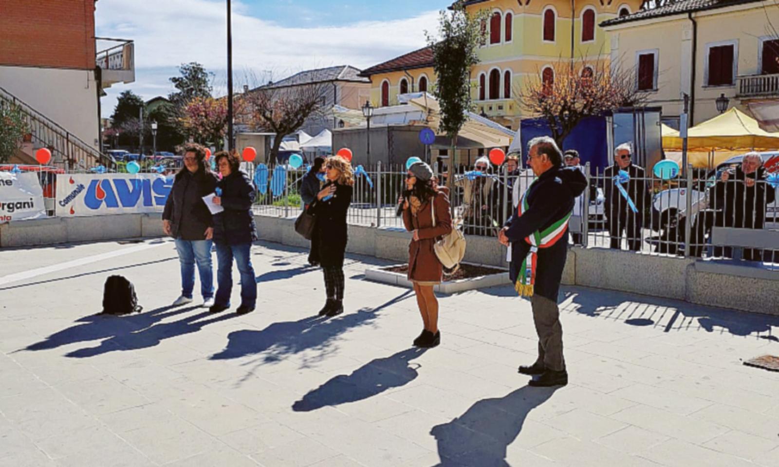 &ldquo;E tu dove lo metti il blu?&rdquo;