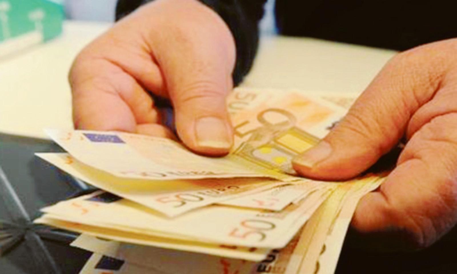 Tassi di interesse, botta alle imprese