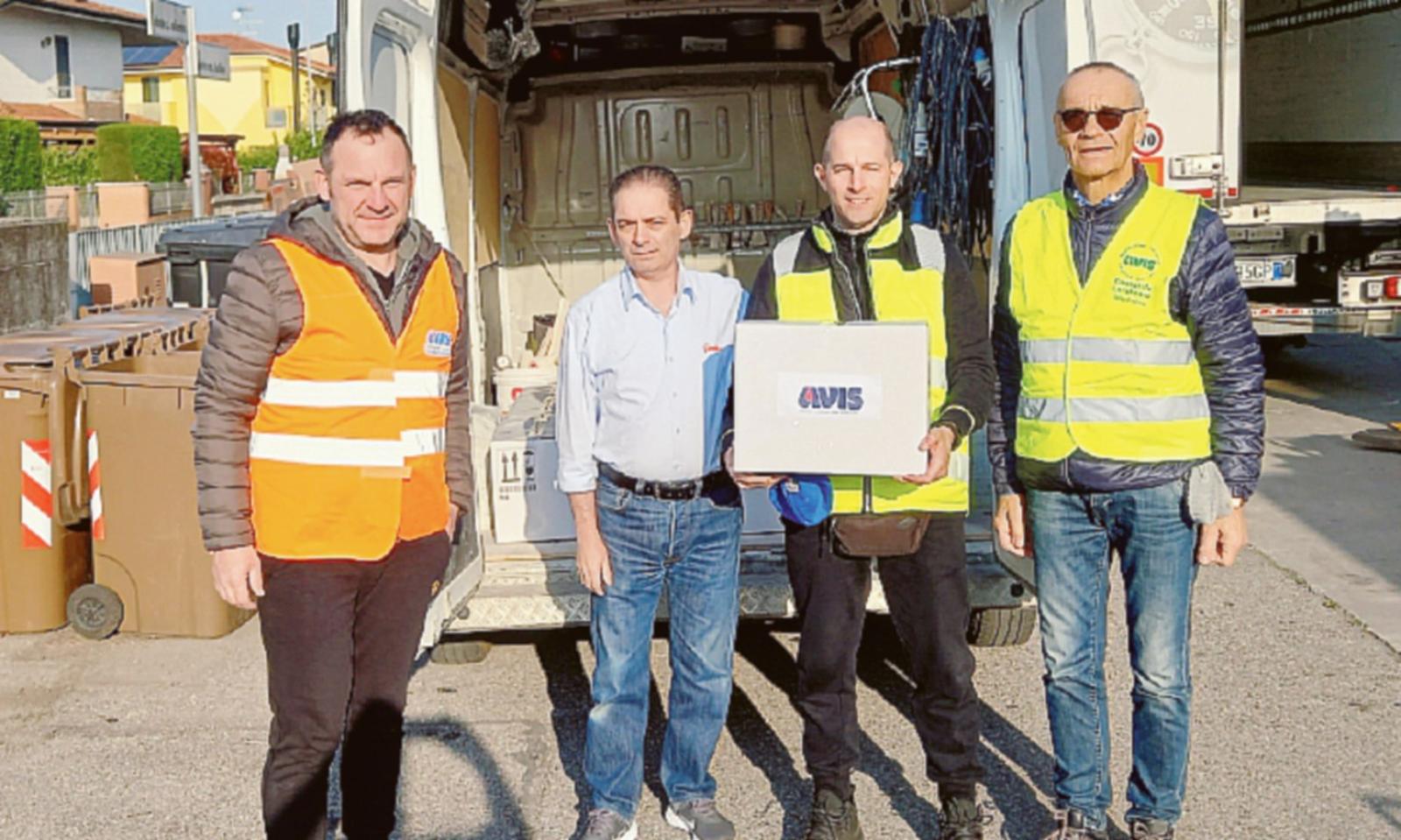 Pacchi dono nel giorno di Pasqua 