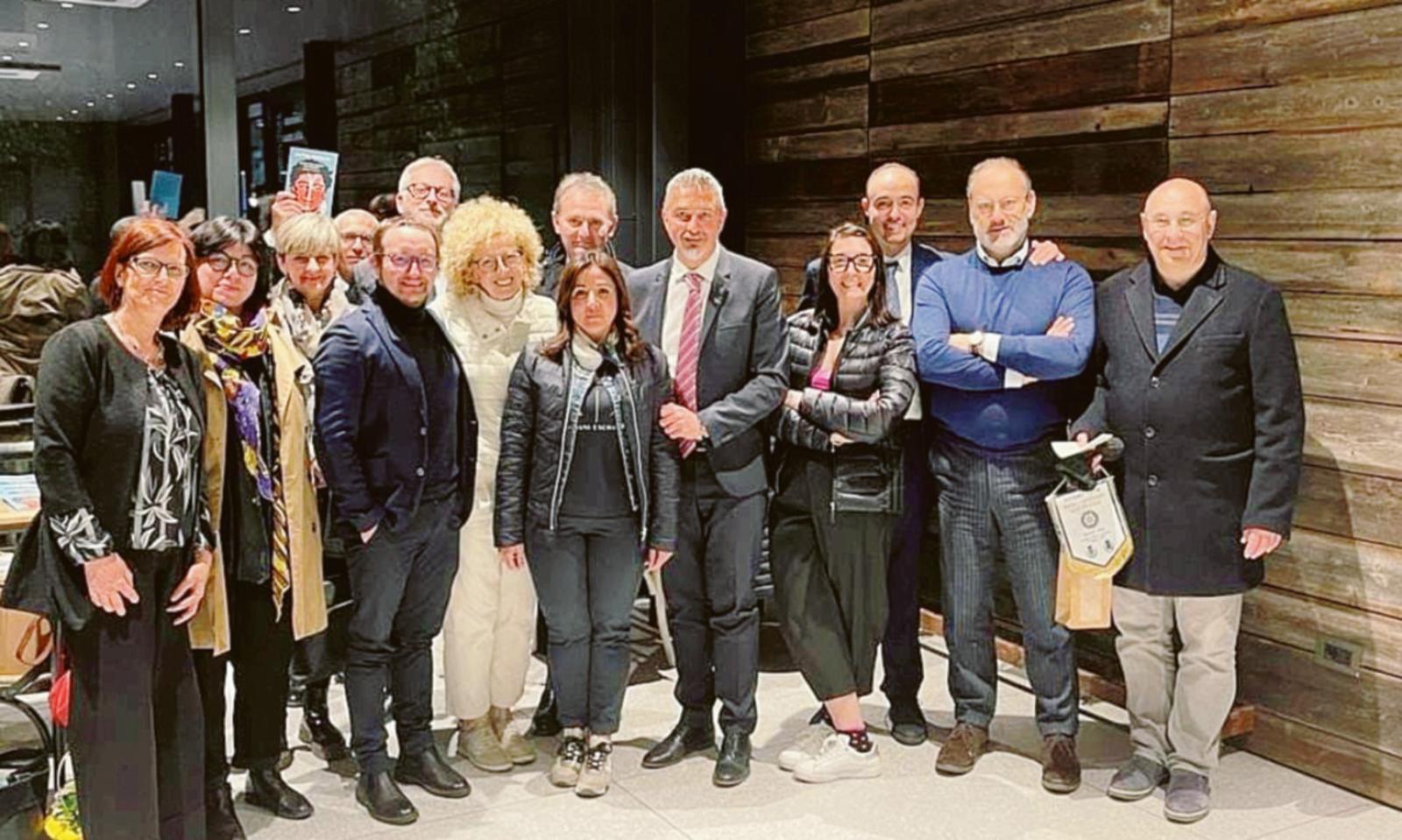 Ha visto il fidanzato morirle a fianco