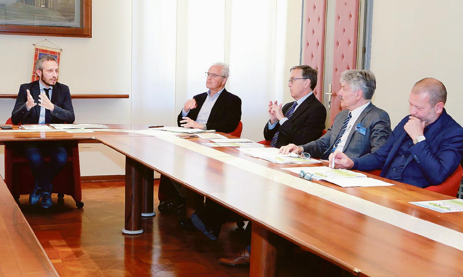 Giornata a remi sul Grande fiume