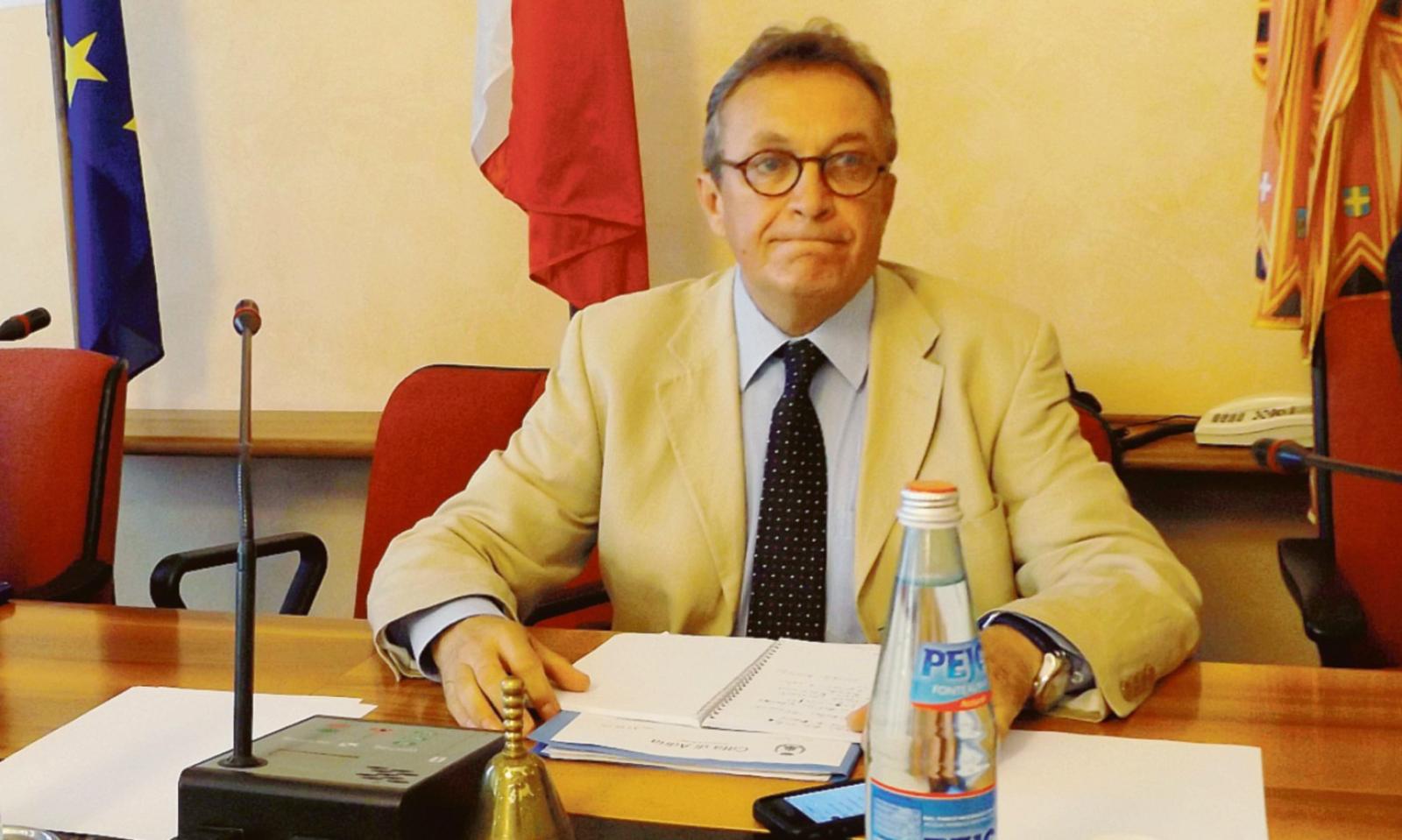 Spinello non si candida: finisce un'epoca