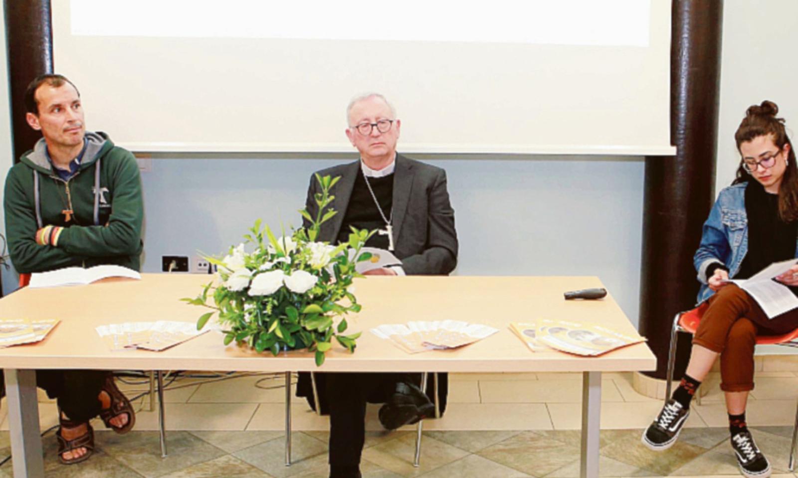 La chiesa apre le porte a chi &egrave; in difficolt&agrave;