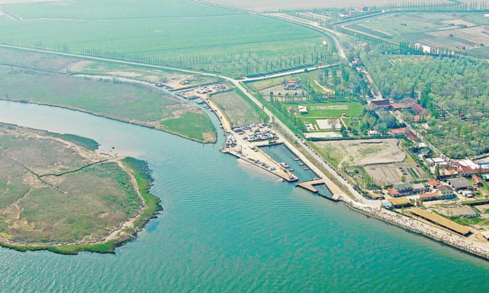 Barriera contro il cuneo salino sull'Adige