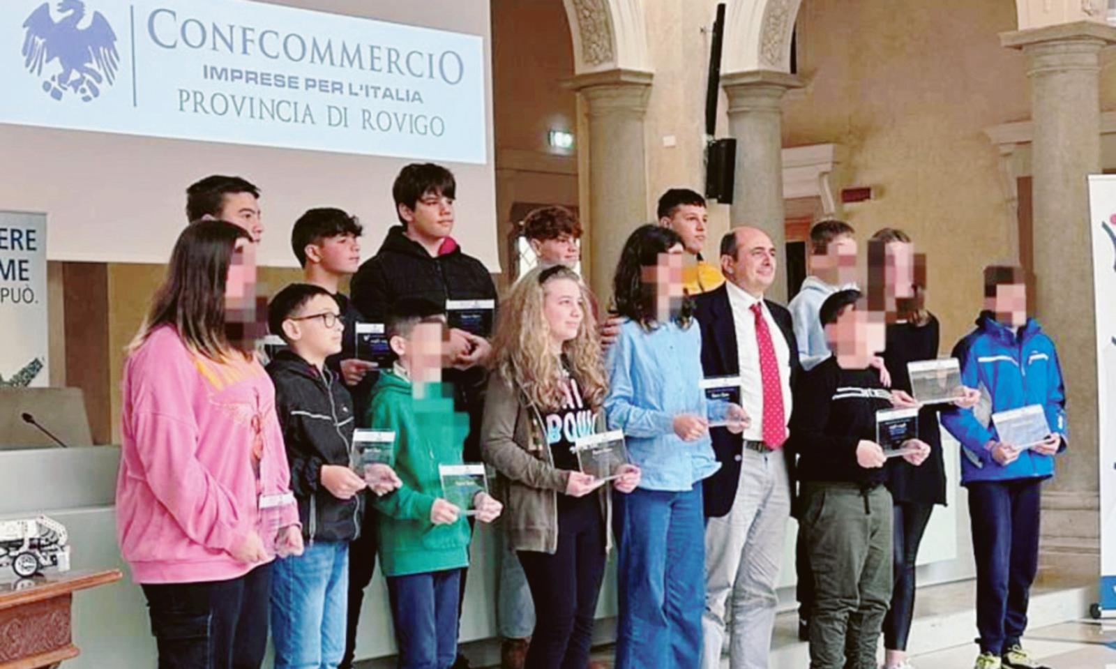 Studenti premiati in robotica