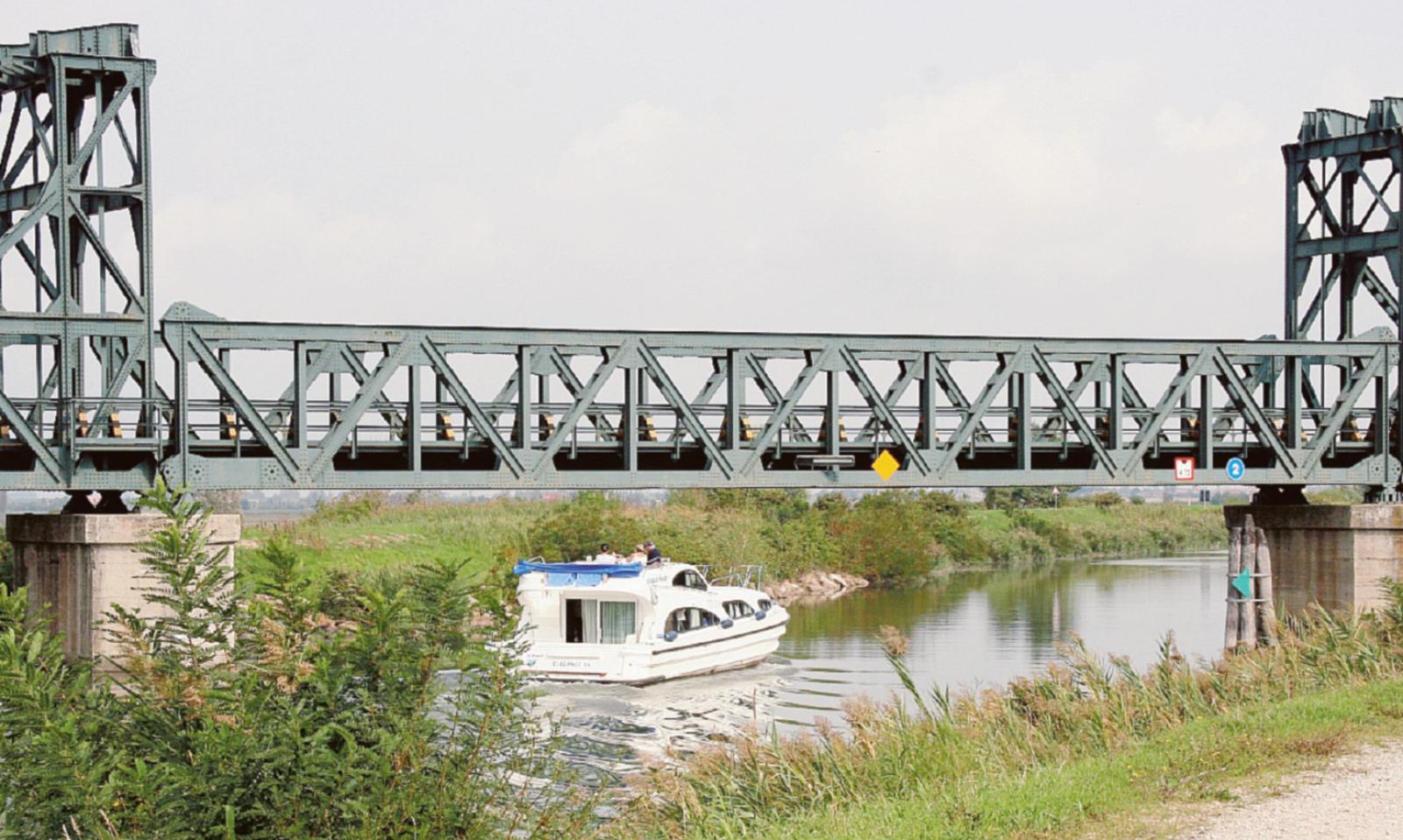 Un nuovo ponte sul Canalbianco