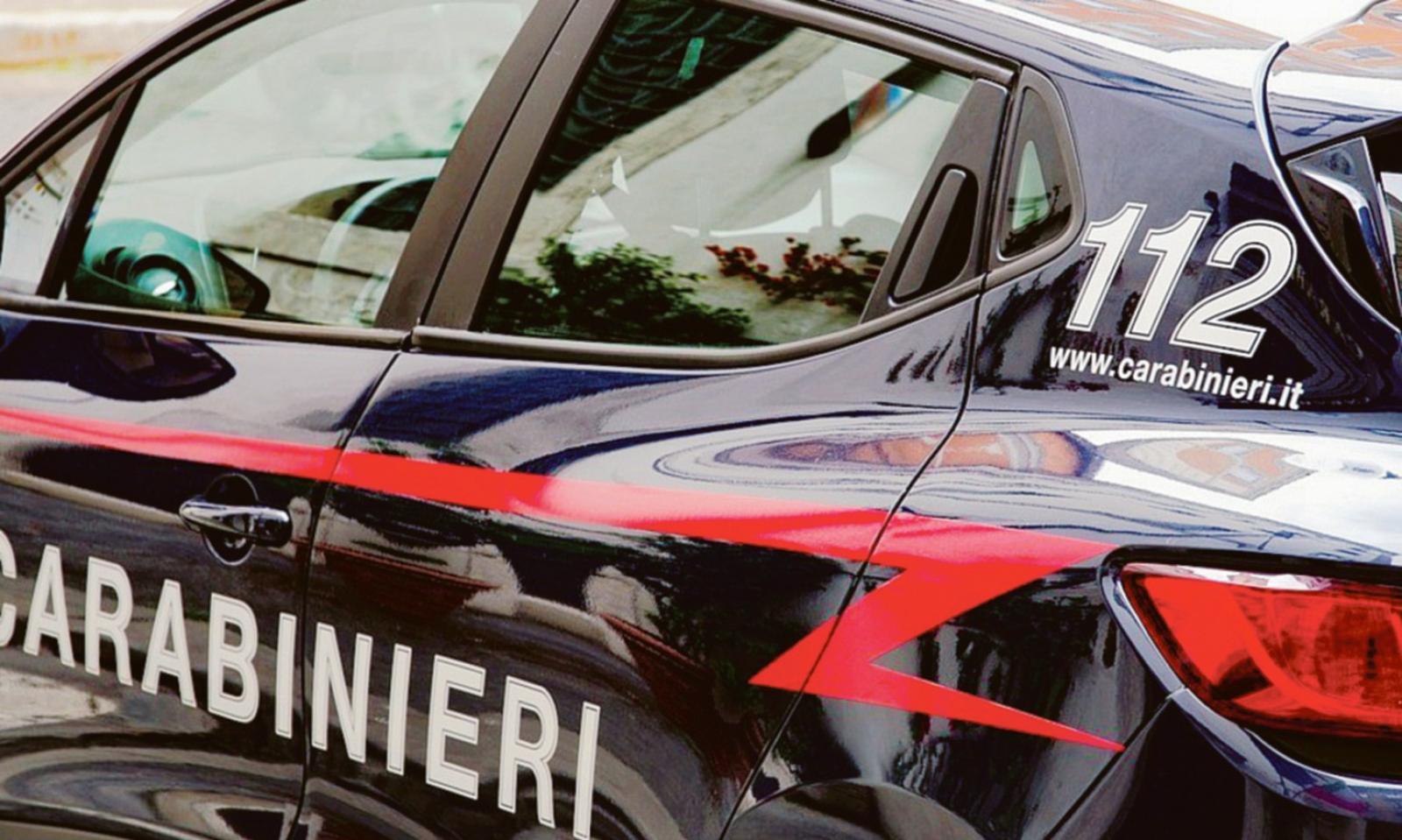 Furti in serie nei parcheggi: presi