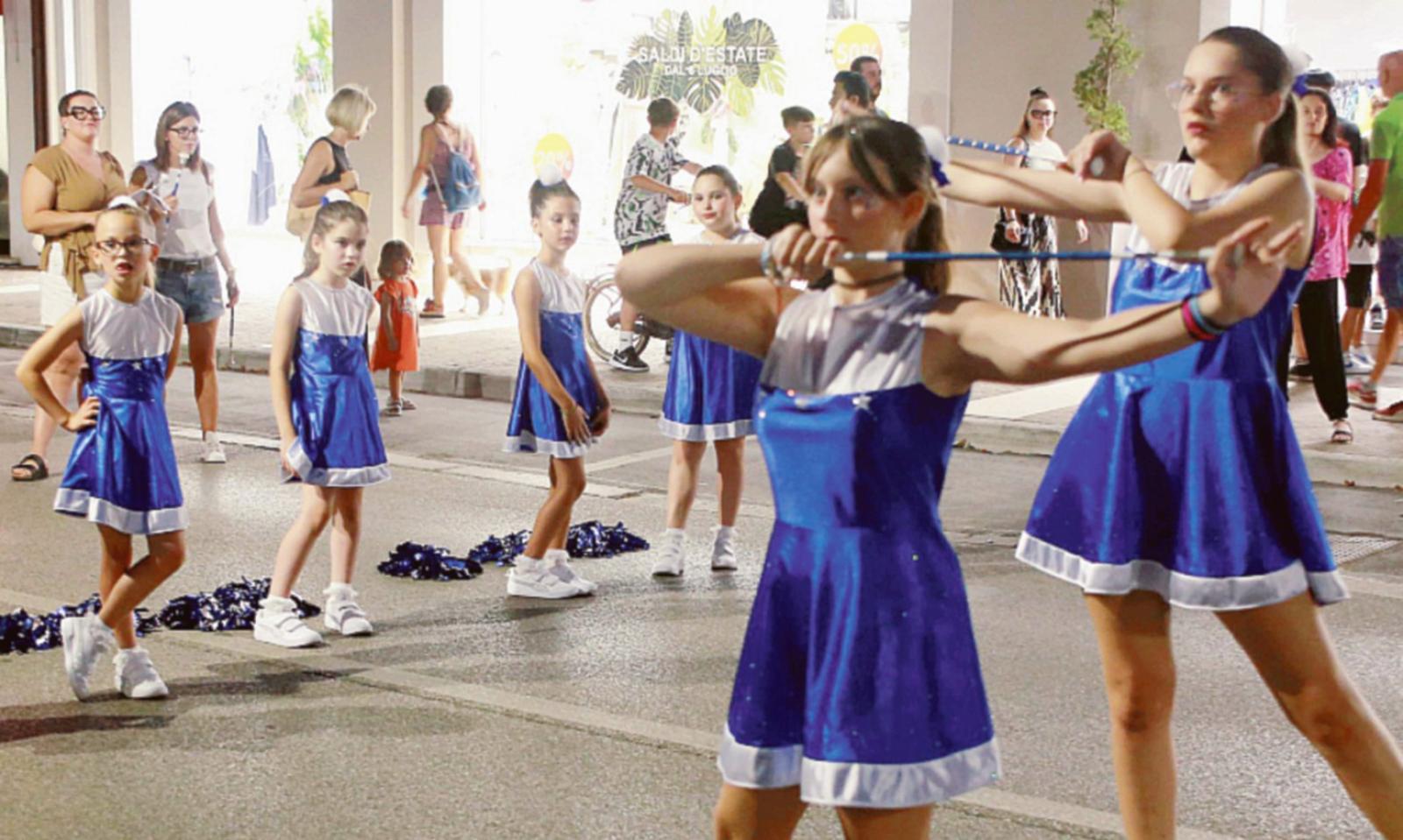 Il ballo protagonista in centro