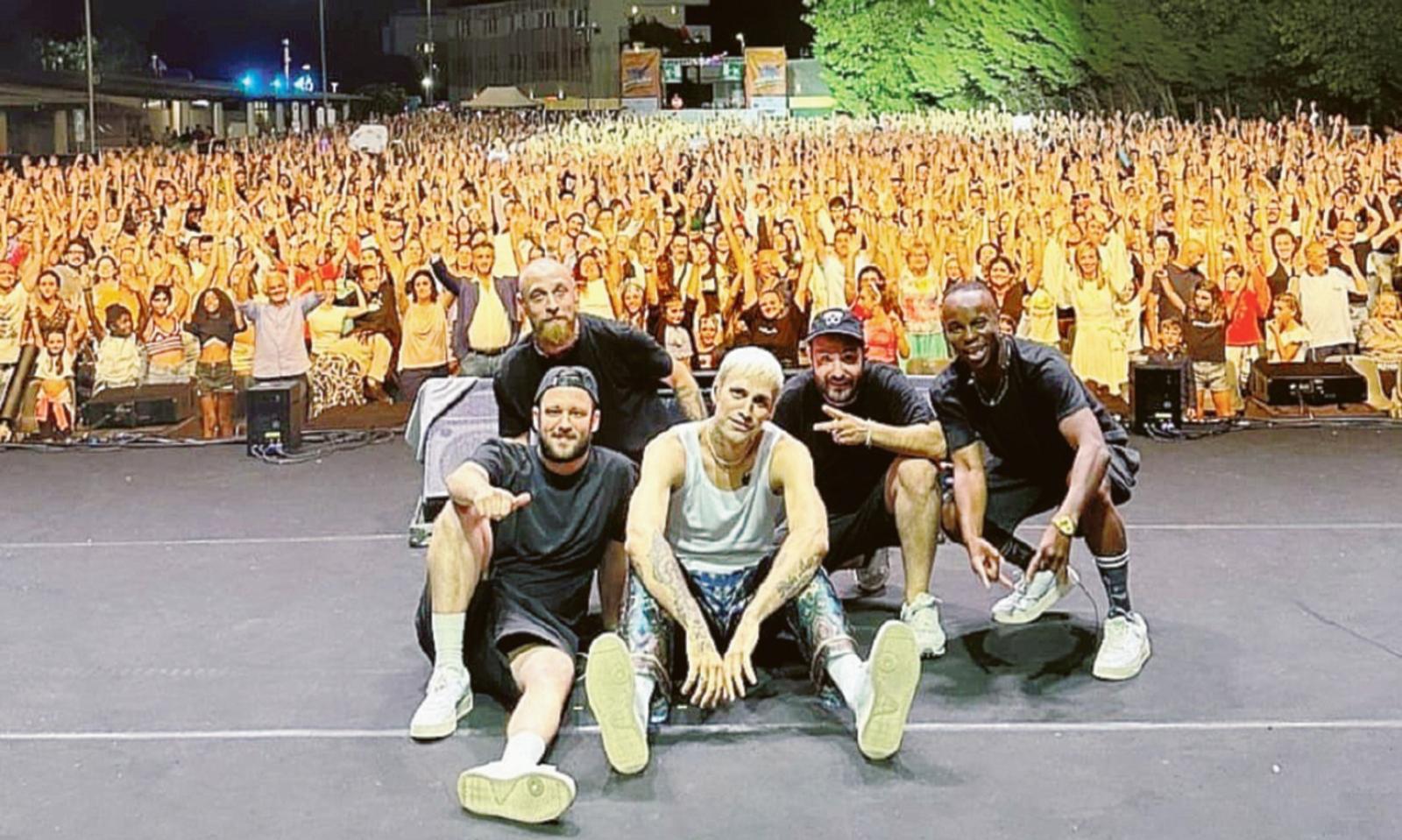 In 2.500 a Rosolina per il concerto di Mr. Rain 