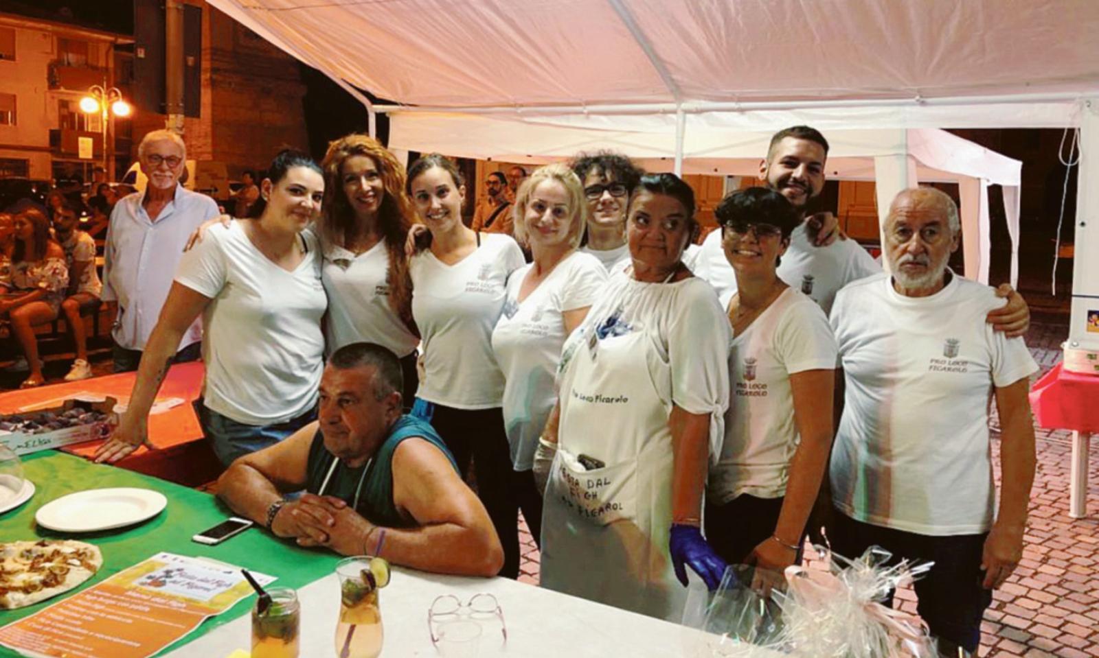 E&rsquo; la festa che si &egrave; presa il paese