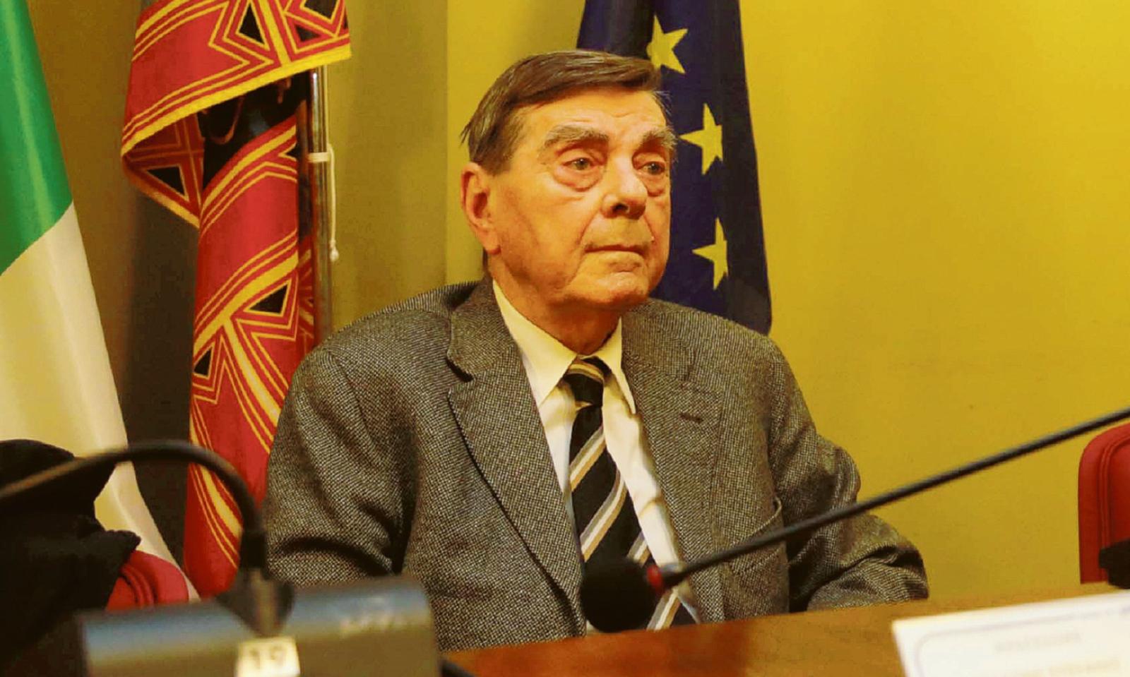 Un libro per dire &ldquo;Grazie professore&rdquo;