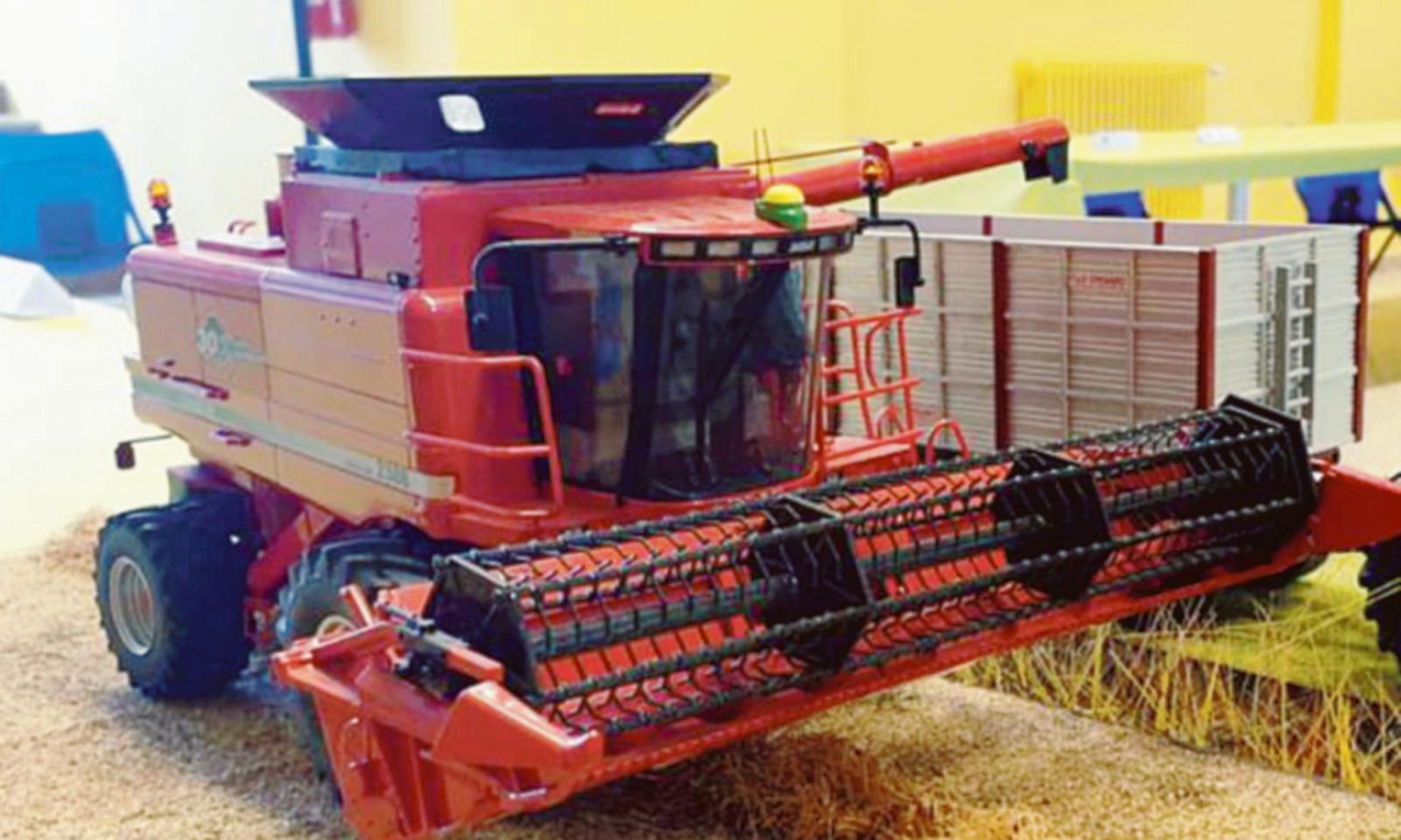 Trattori in miniatura e poi la gran sfilata 