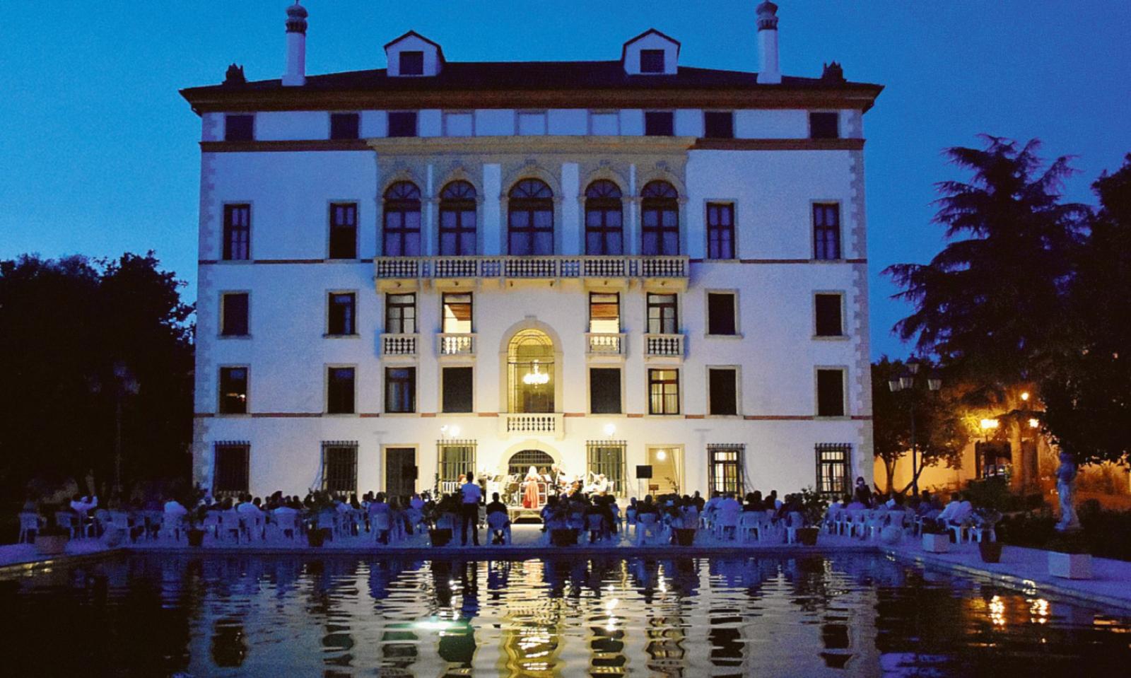 Il business protagonista a Palazzo