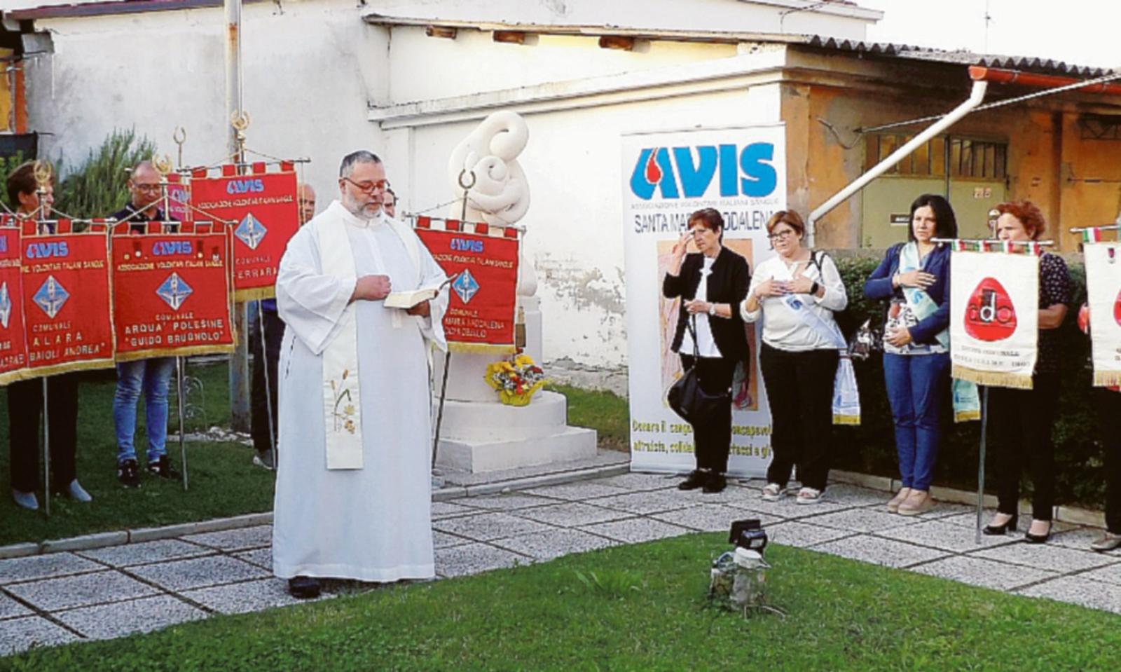 La festa dei donatori in piazza