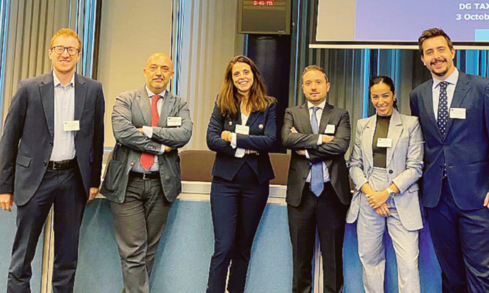 "Tassiamo i colossi del web": una rodigina a Bruxelles