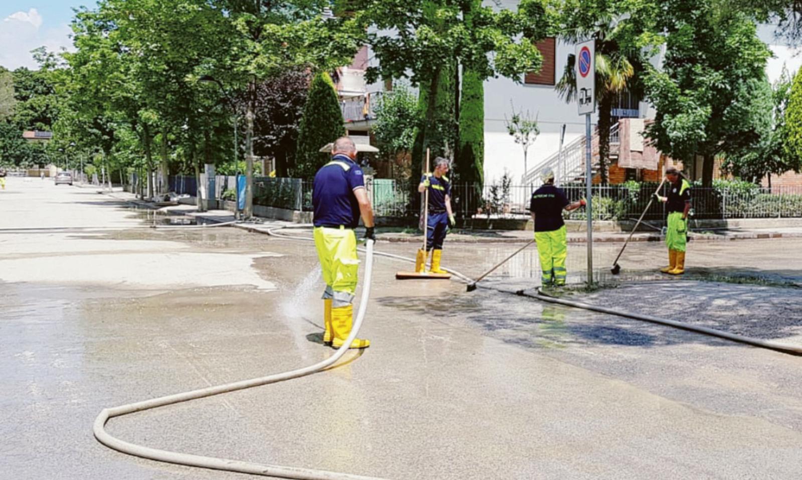 La Protezione civile scende in piazza