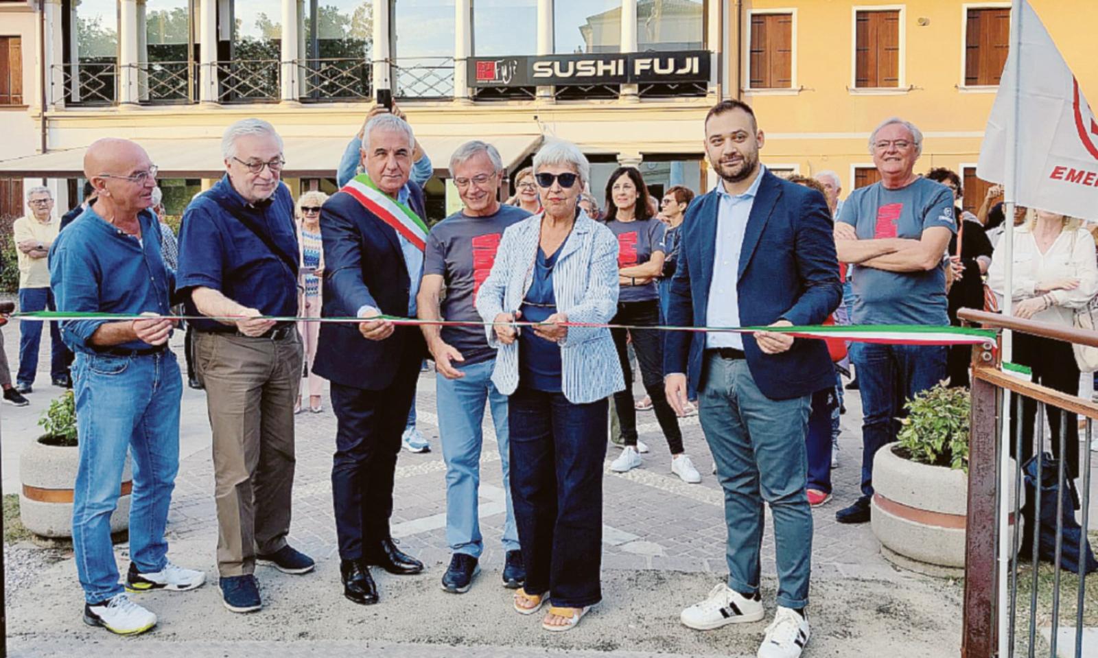 Inaugurato il ponte per Gino Strada