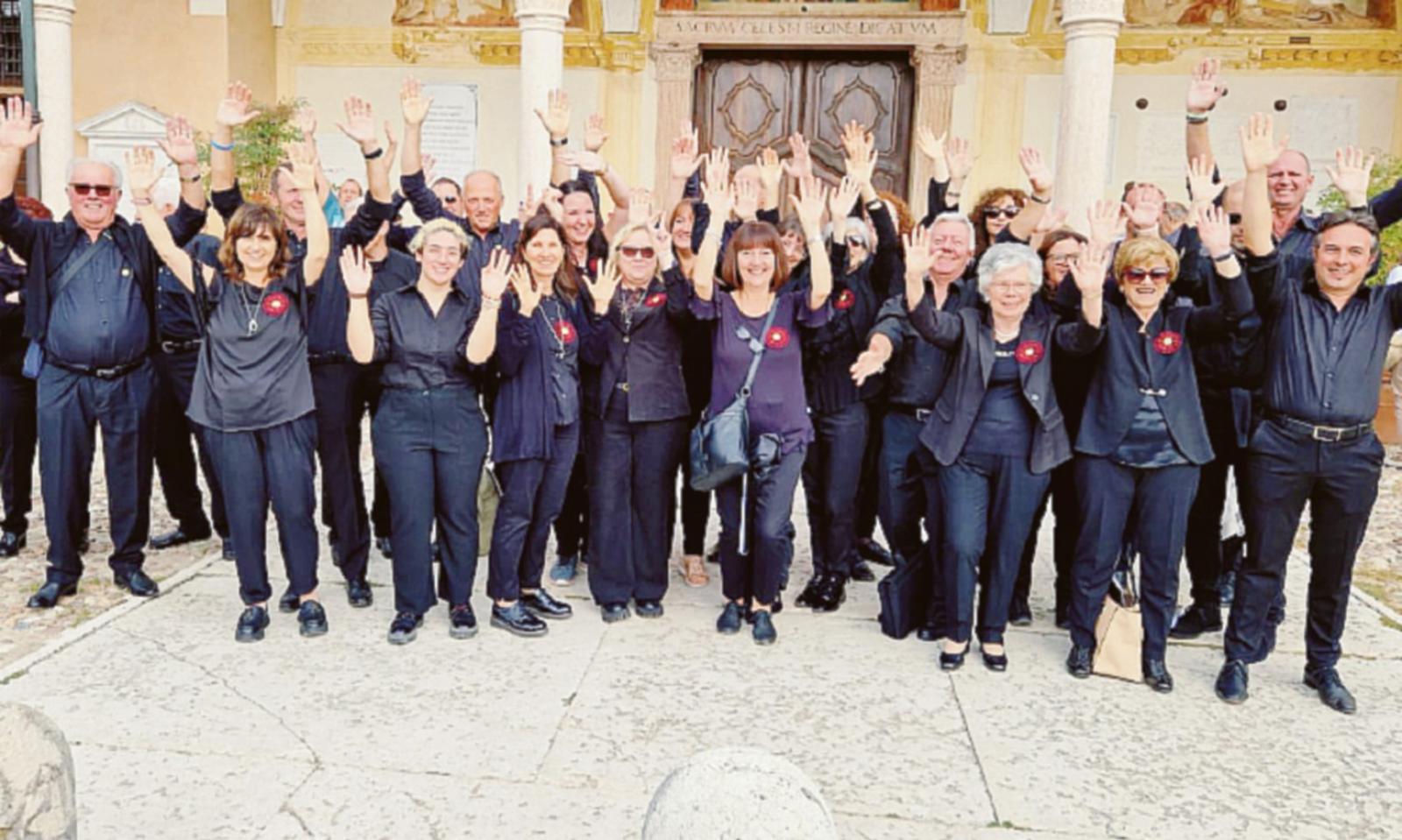 La corale in scena a Curtatone