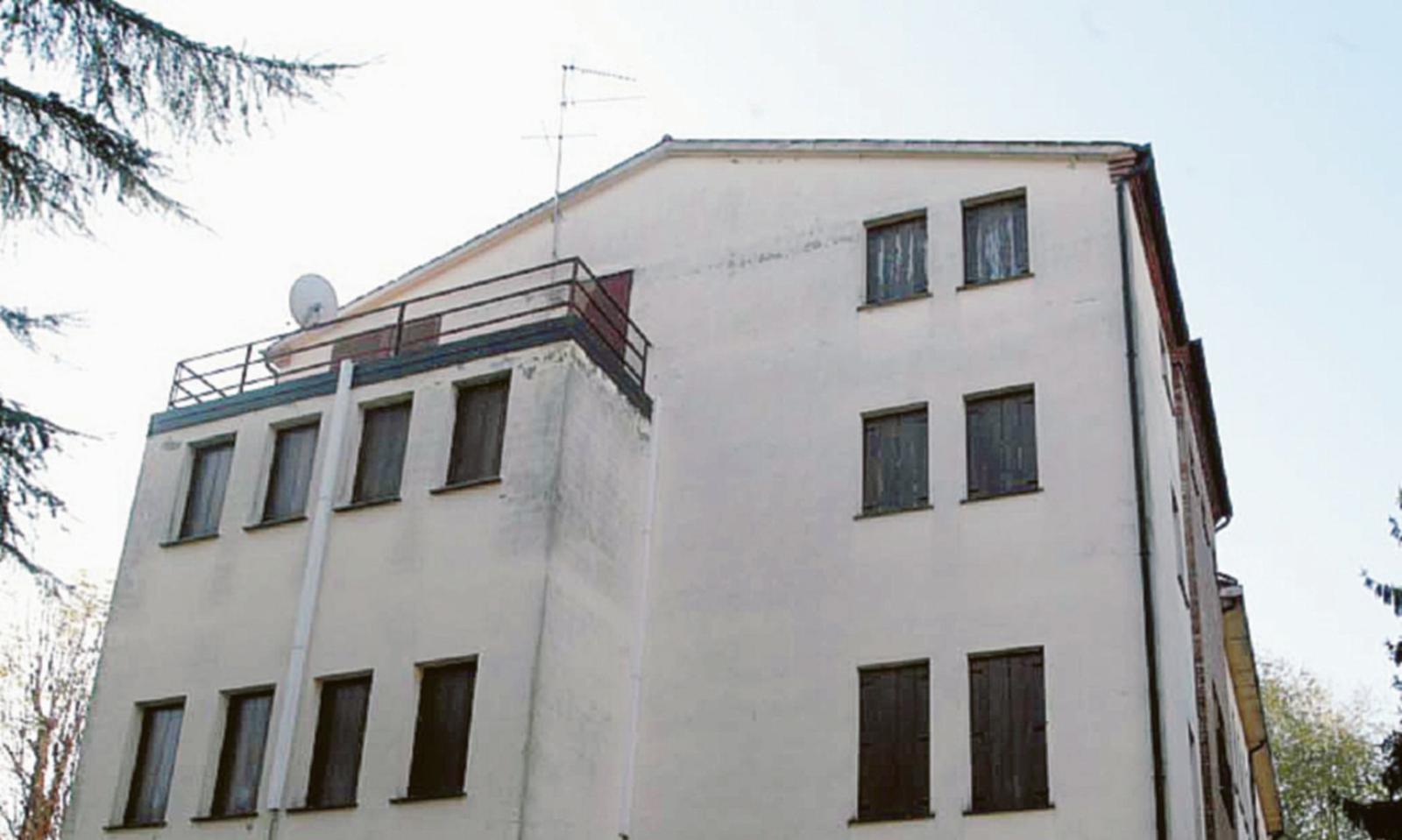 I lavoratori chiedono aiuto al prefetto