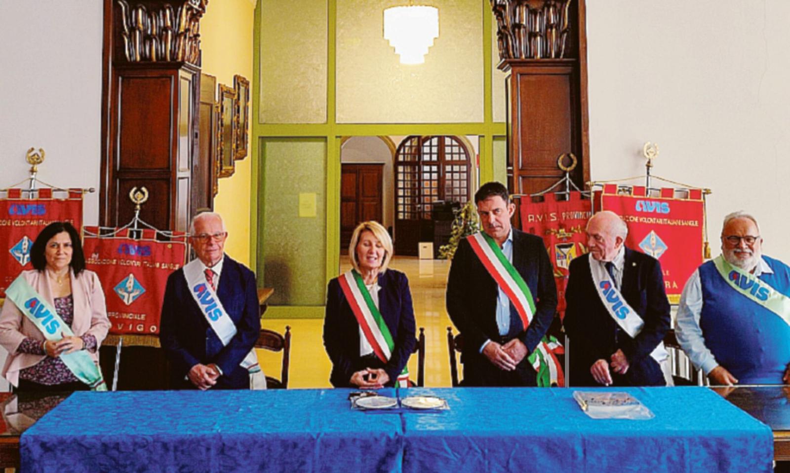 Avsi gemelle, Ferrara-Rovigo