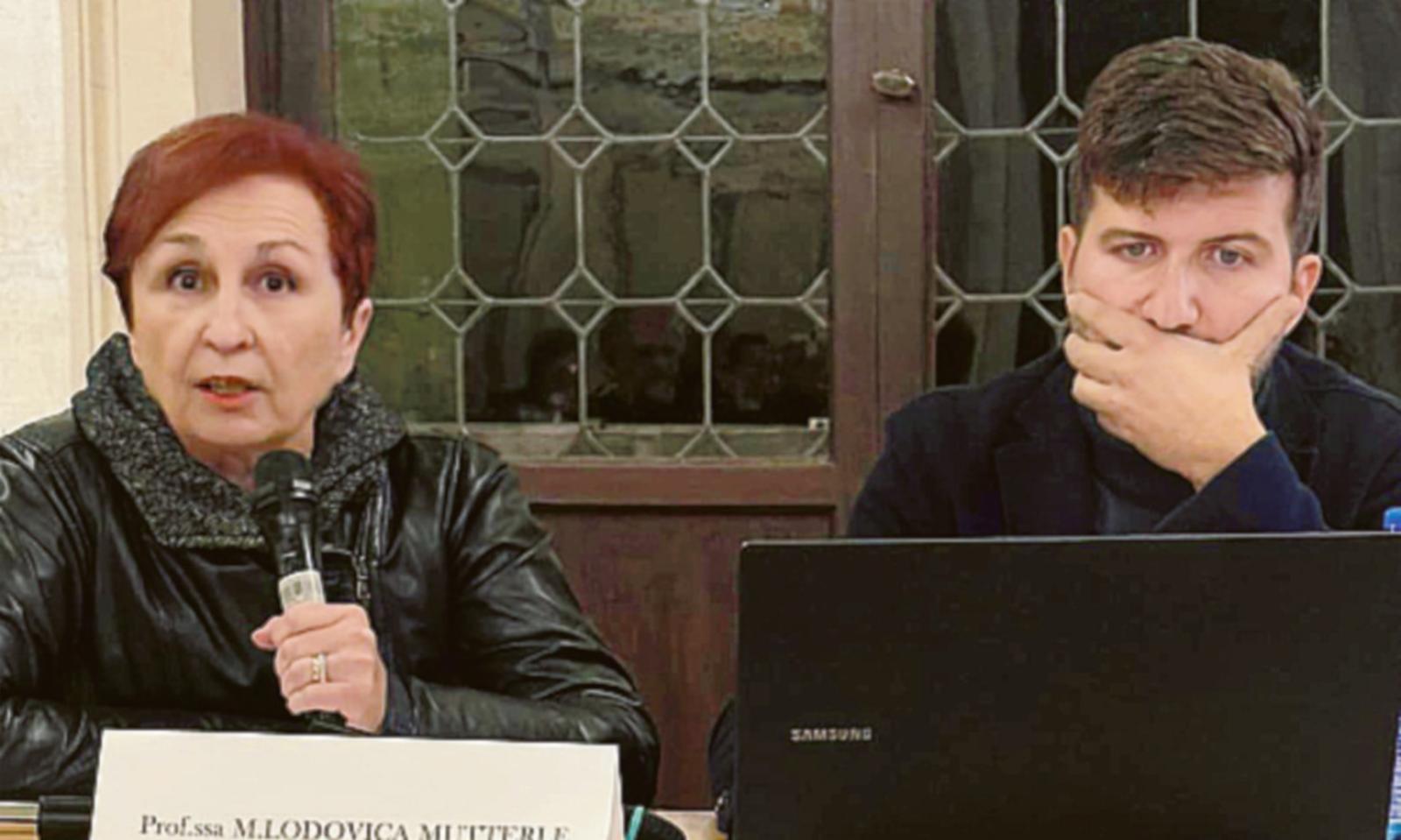 Esperti al tavolo per tracciare la figura del martire Oroboni