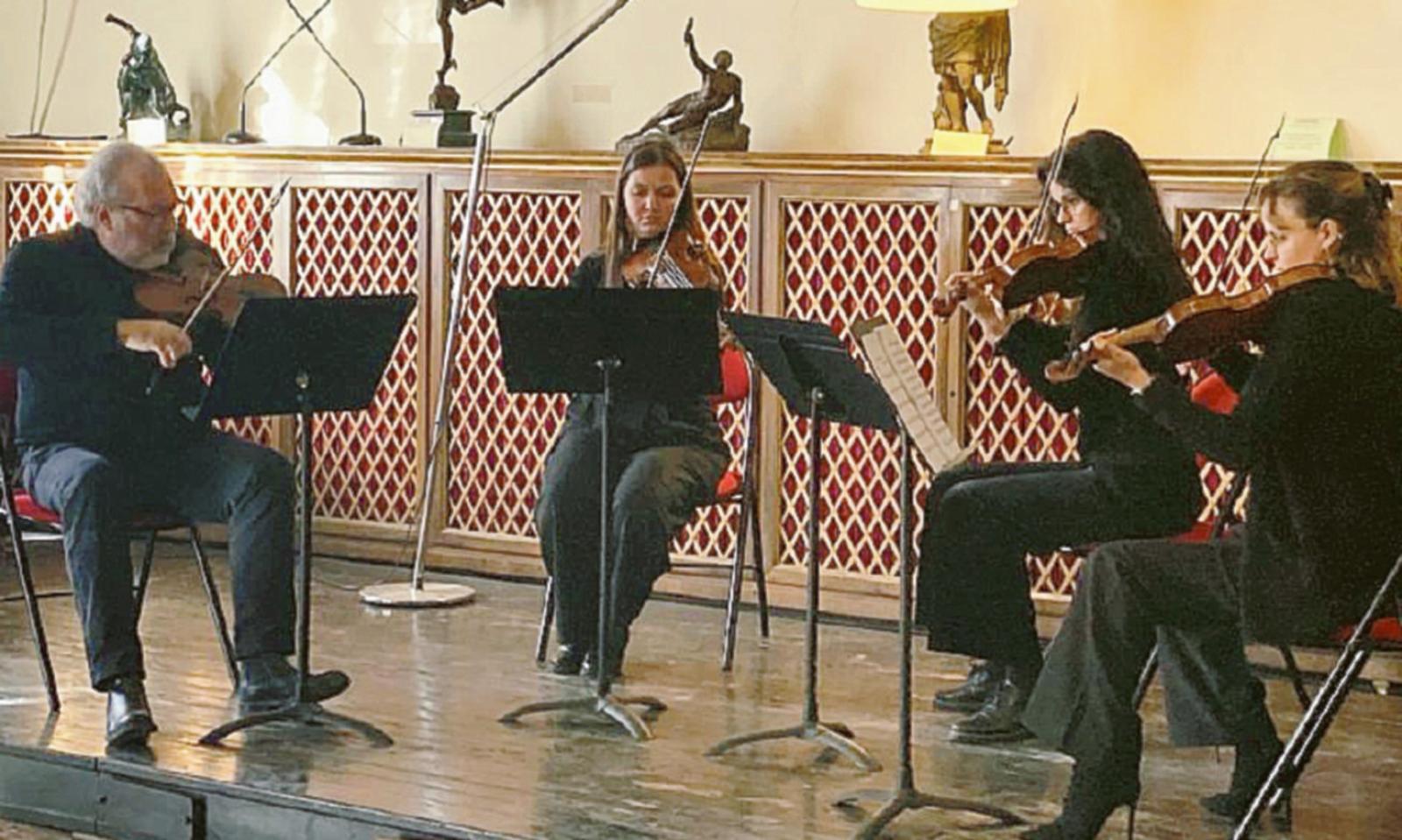 Musica e pittura tra Turcato e violino barocco