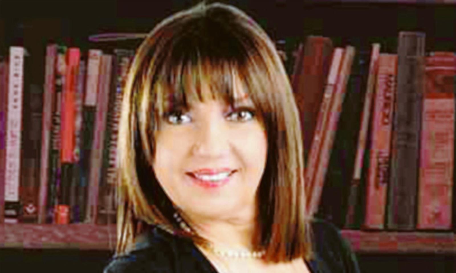 Oggi le Domande inutili di Marzia Santella