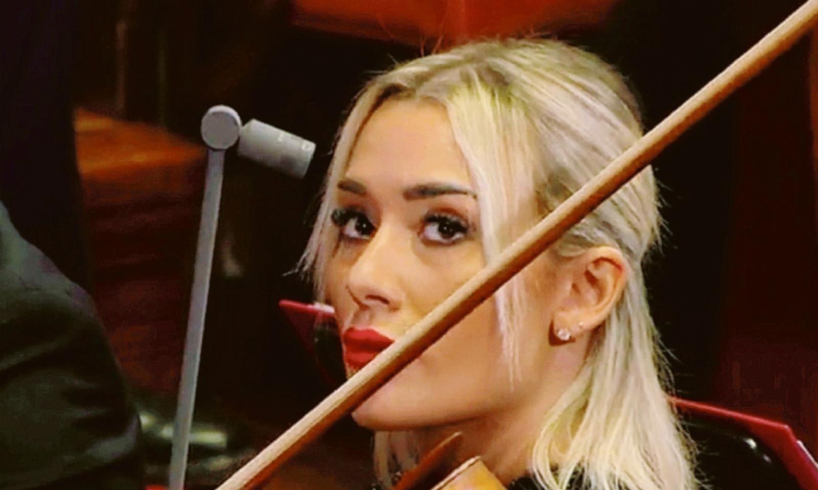 Il violino di Sofia incanta il Senato