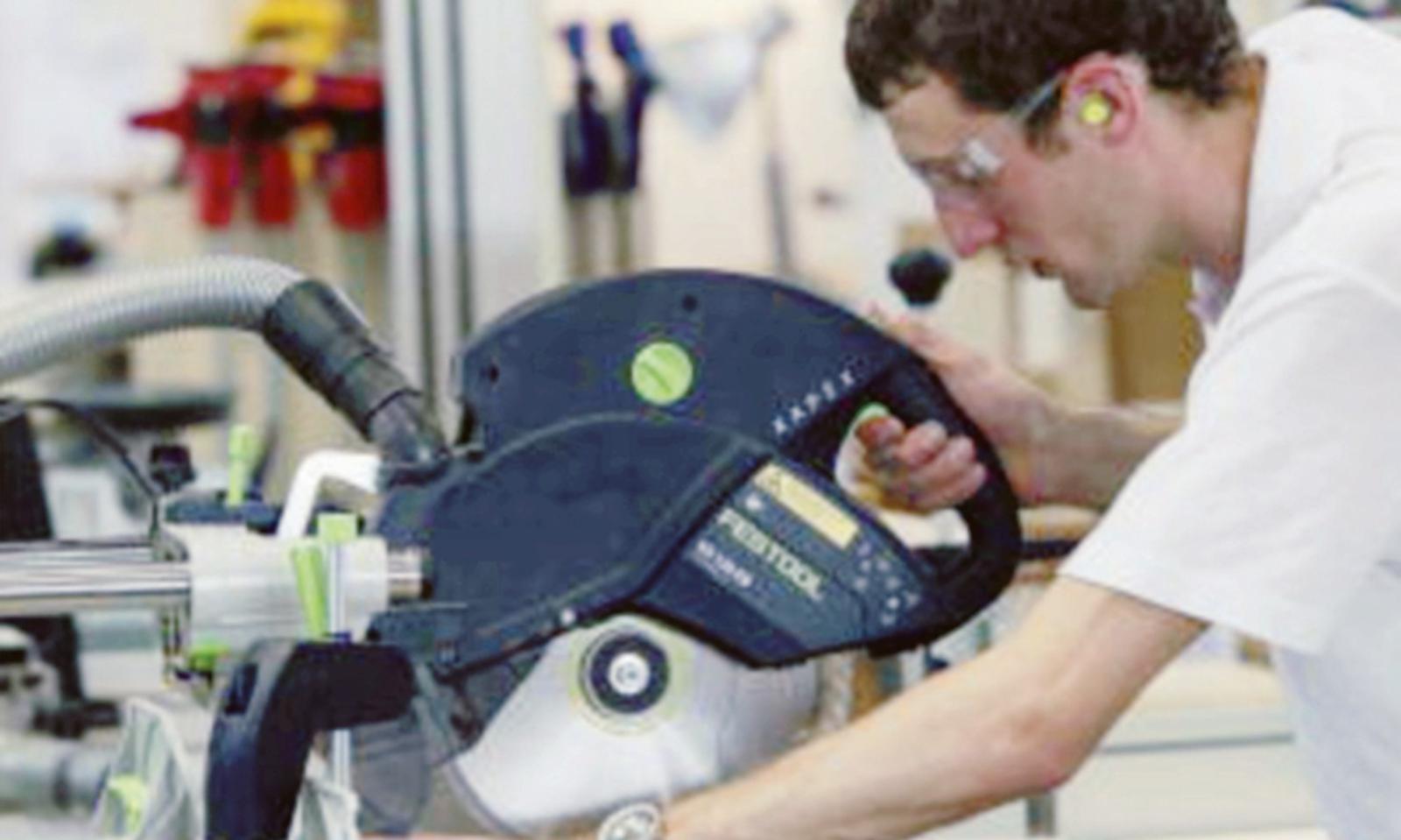 L&rsquo;occupazione cresce tirando il freno