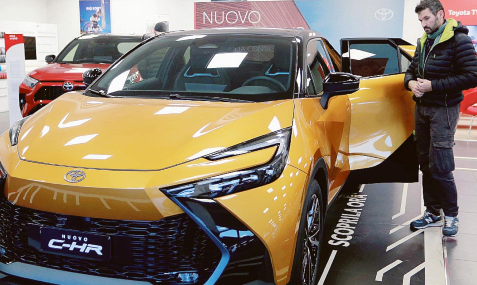 Le emozioni della nuova Chr, un Suv ibrido e &ldquo;spaziale&rdquo;