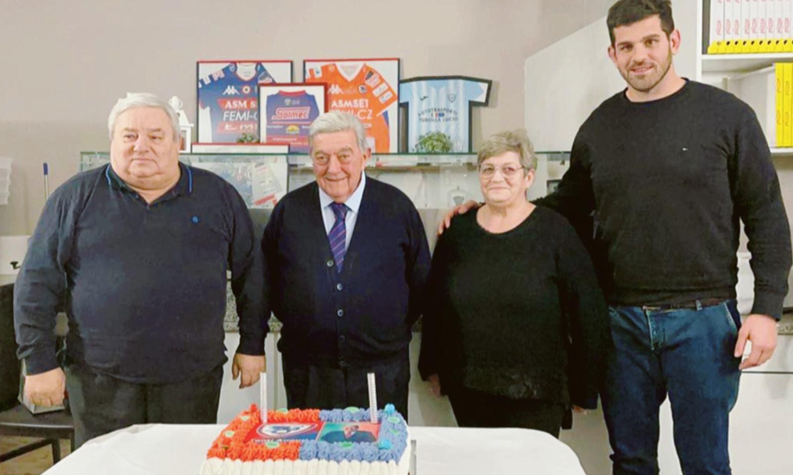 &ldquo;Tanti auguri presidente!&rdquo;