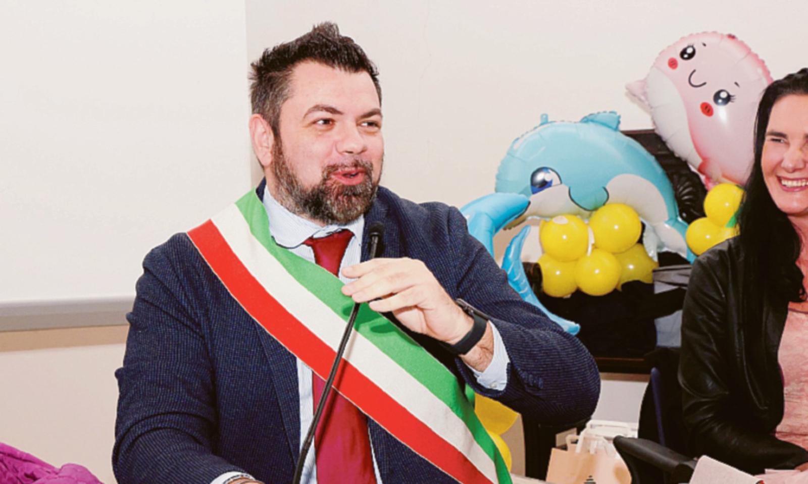 &ldquo;Cresciamo, grazie ai cittadini&rdquo;