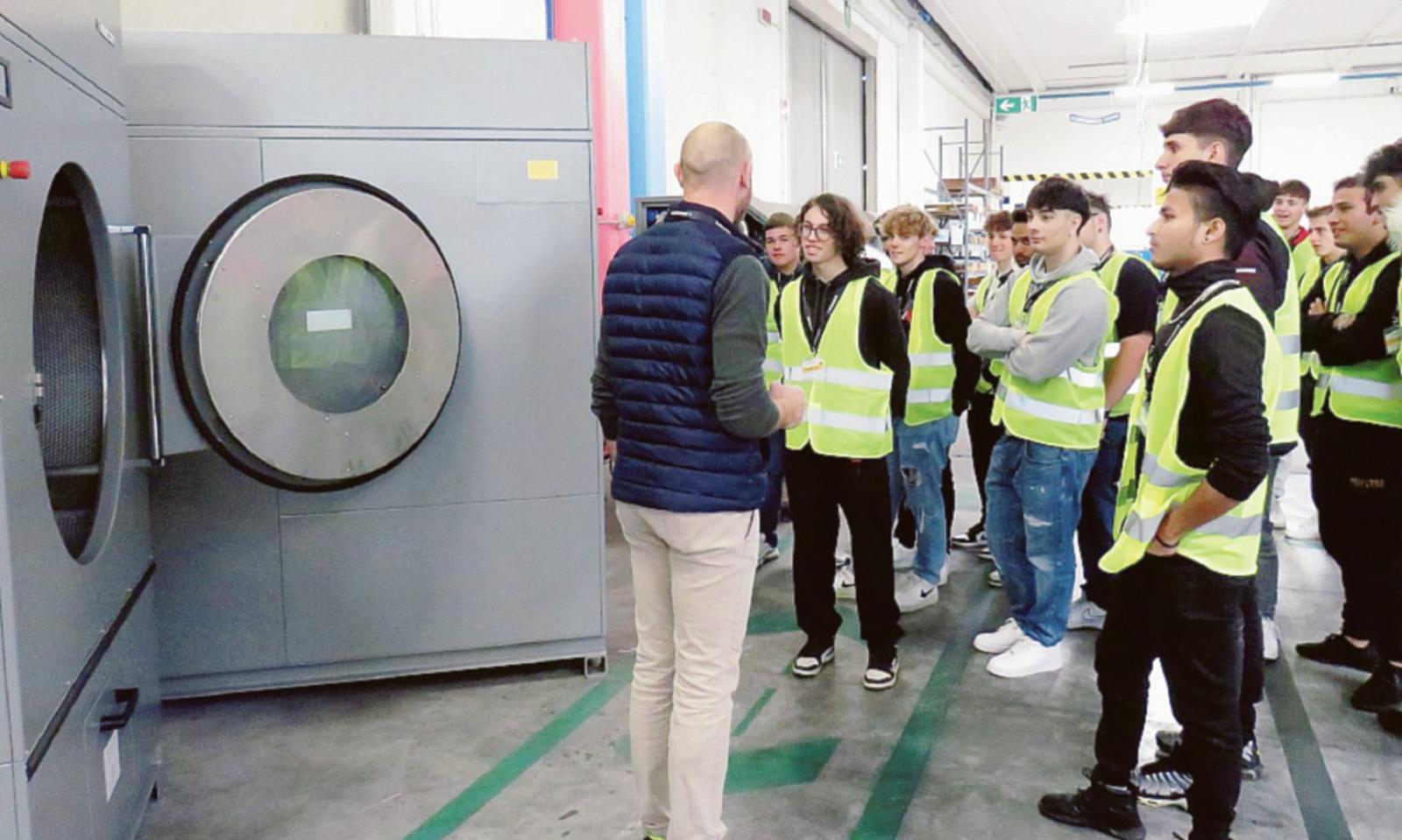 Profili Stem: tanti posti, pochi lavoratori