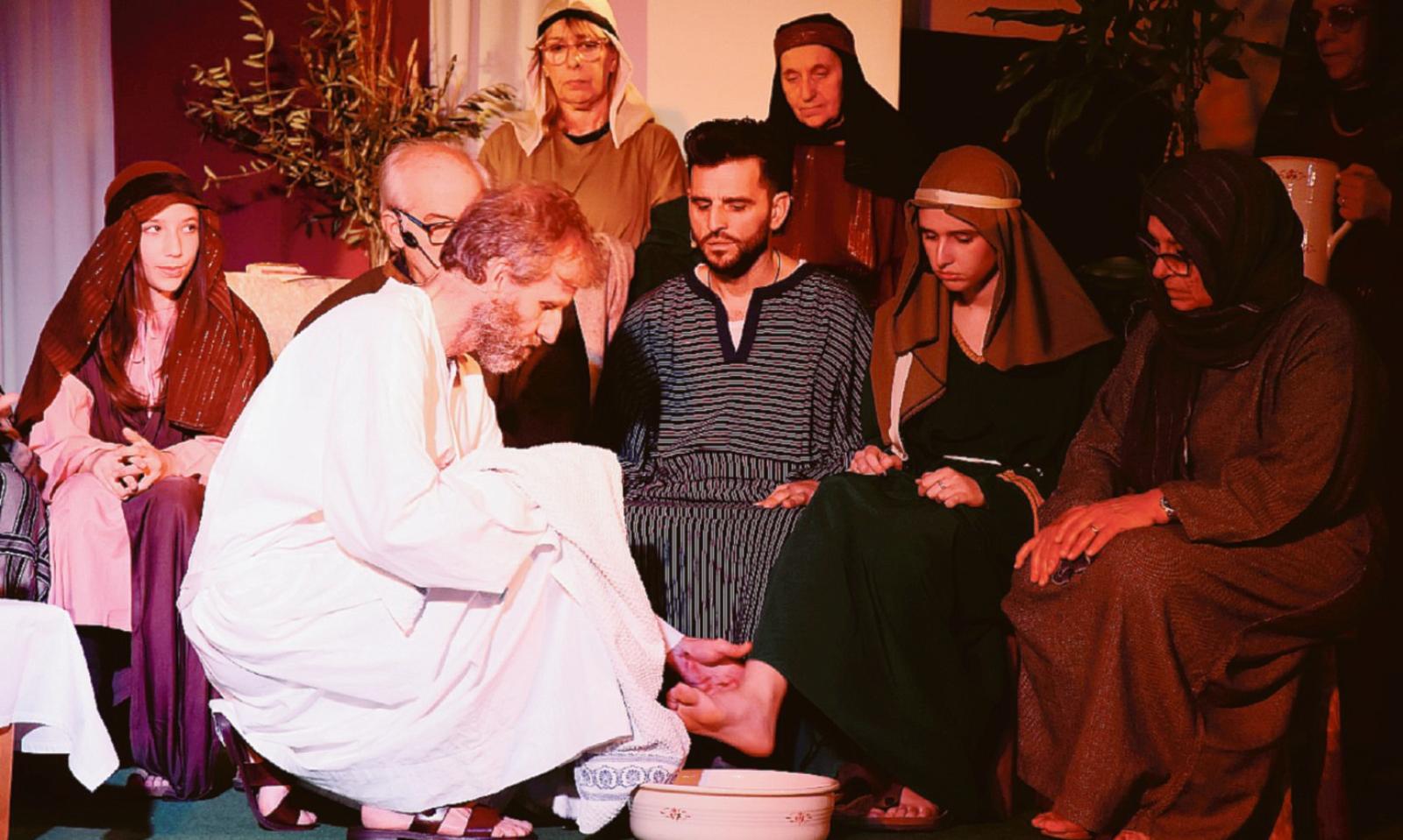 Via Crucis tra fede e riflessione