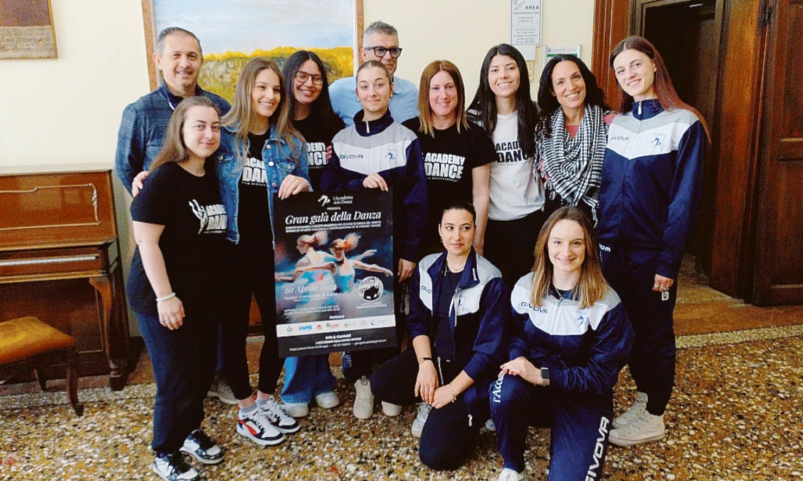 Sabato 20 il derby dei teatri