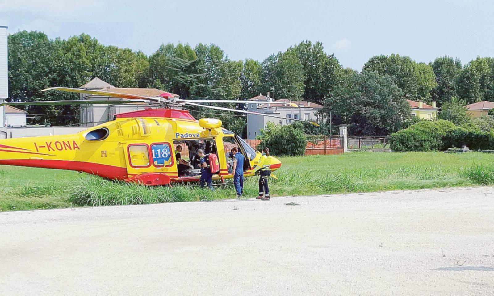Incidente sul lavoro, operaio rischia l'amputazione