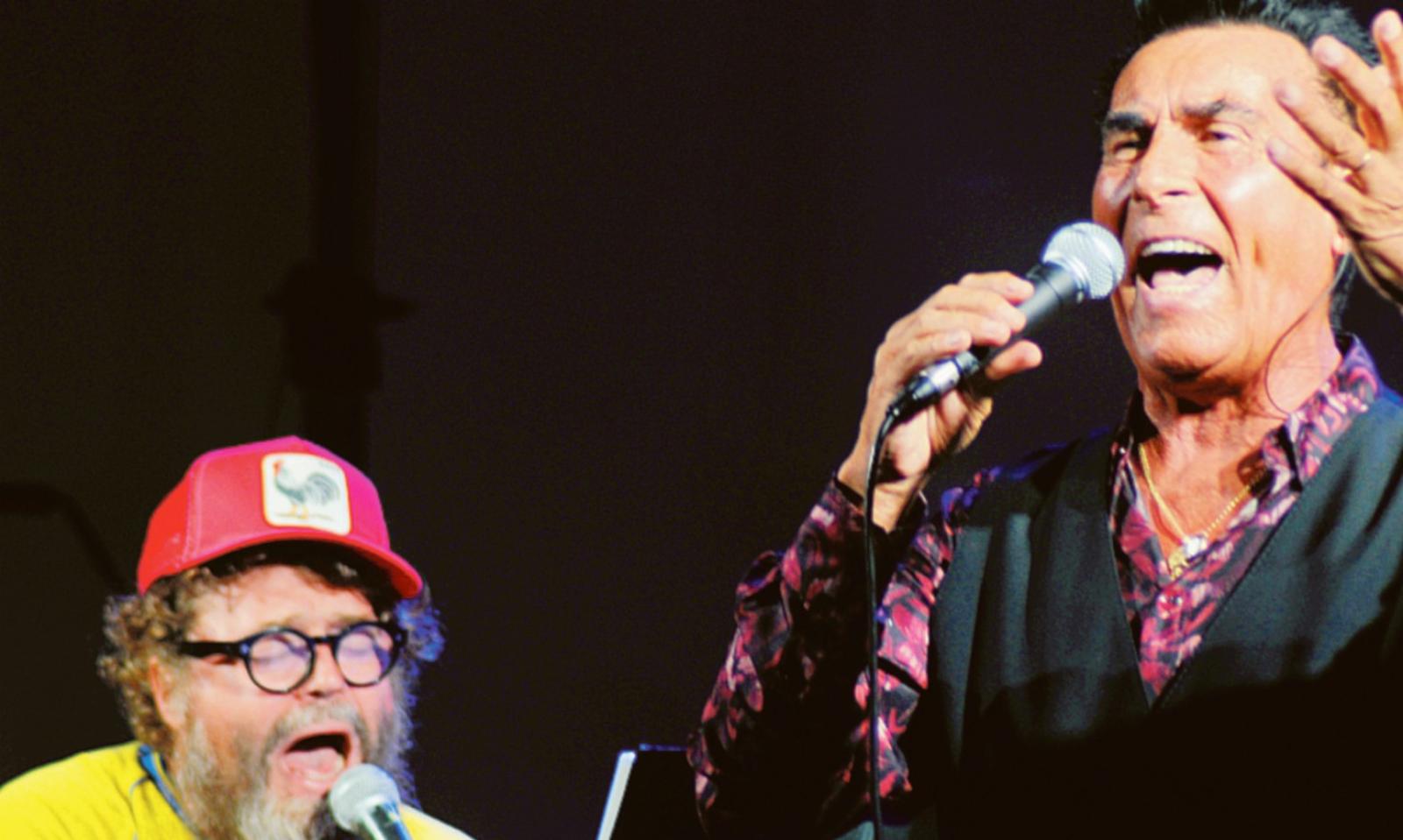 Gli Extraliscio incantano il pubblico