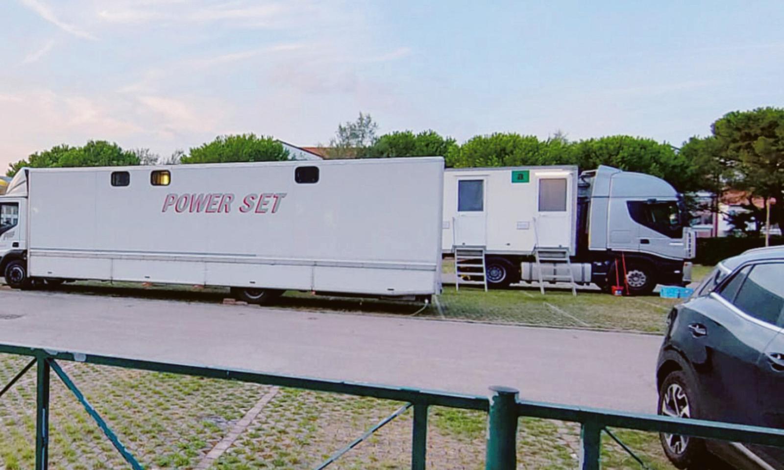 A Rosolina Mare per strada scene davvero da film