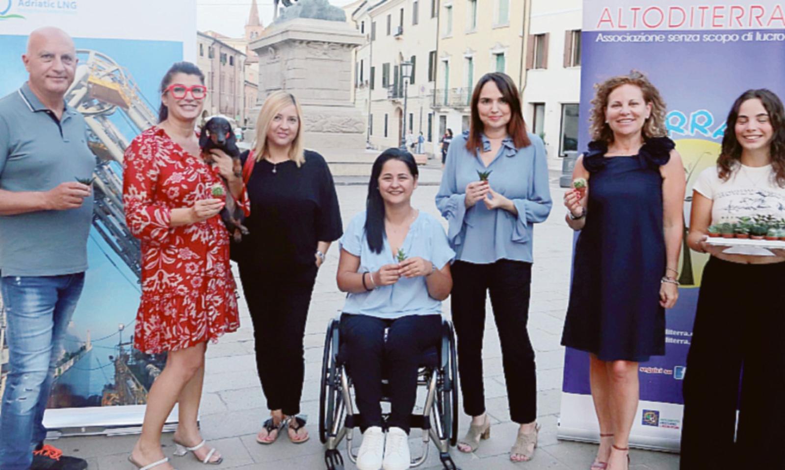 Il banchetto contro la violenza di genere