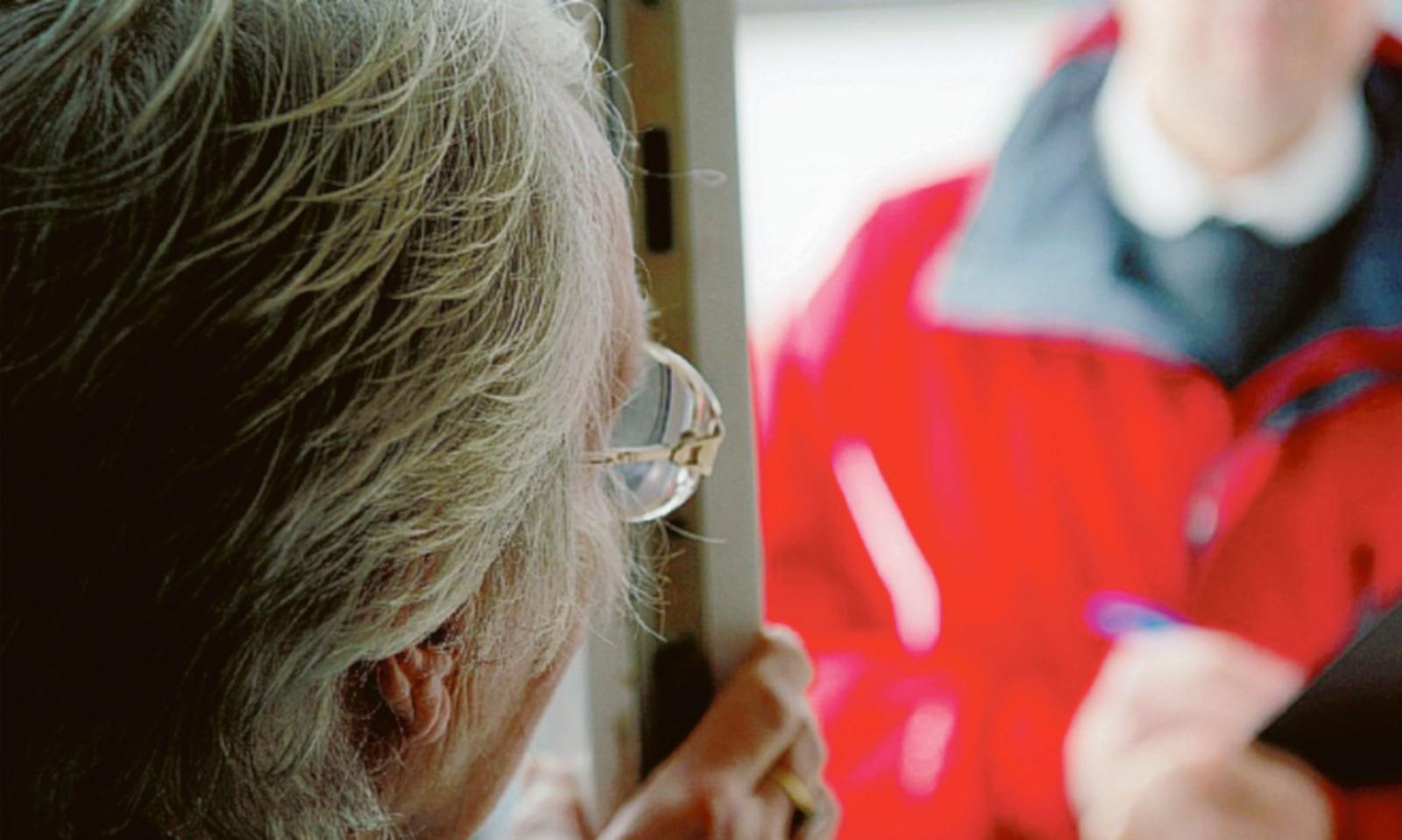 Finti tecnici derubano 80enne dell&rsquo;oro