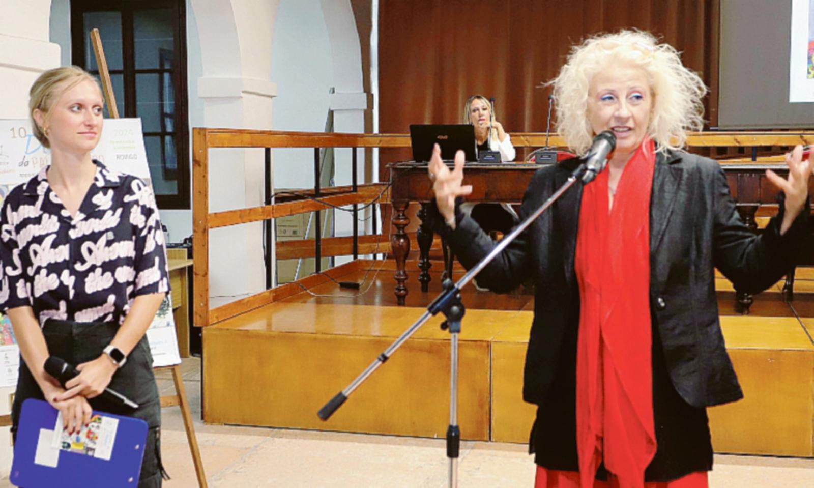 Il brindisi di Donne da palcoscenico