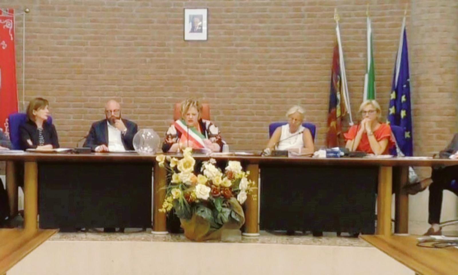 Ok ai fondi per Pro loco e PalaVigor